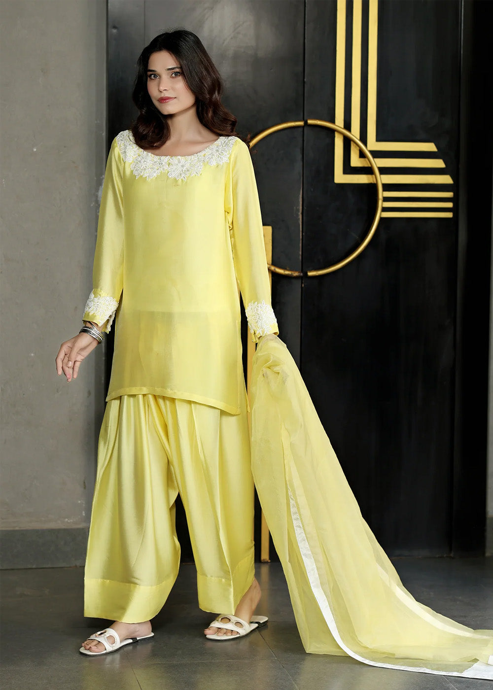 Rangeen Mehreen with Farshi Shalwar Women 3pcs