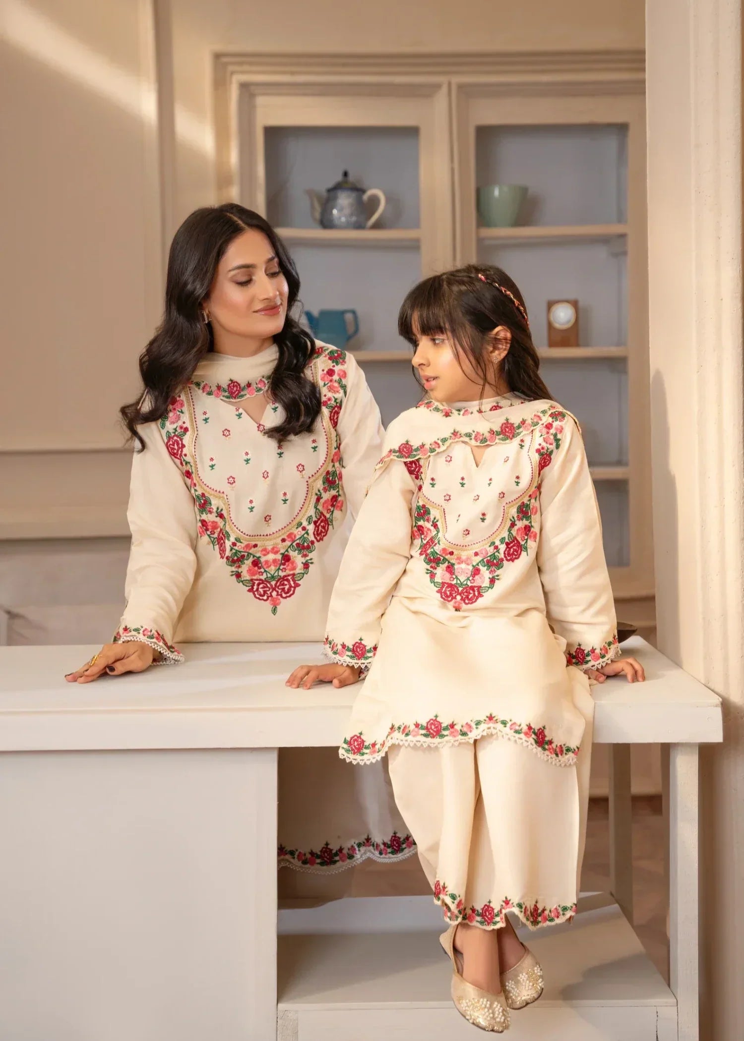 Akhrot Clothing Regal Eid Women 3pcs