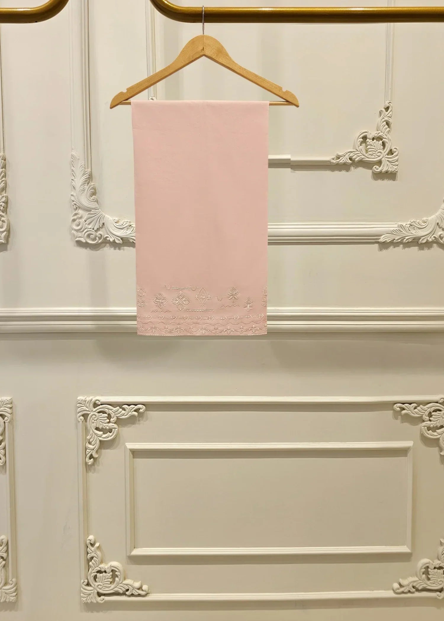 Agha Noor Embroidered Cambric Suit S112407 Baby Pink Women 2pcs