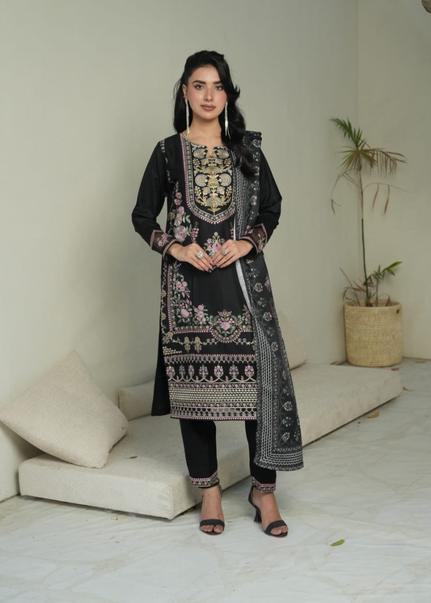 Designer Rack Dhanak luxury embraided black Women 3pcs