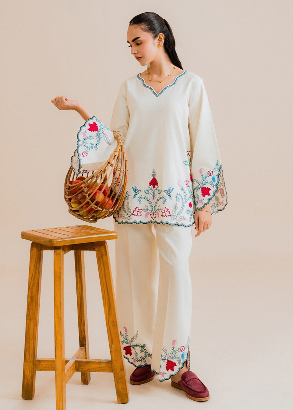 Kiara Eldyn – Embroidered Co ords Khaddar Set Women 2pcs