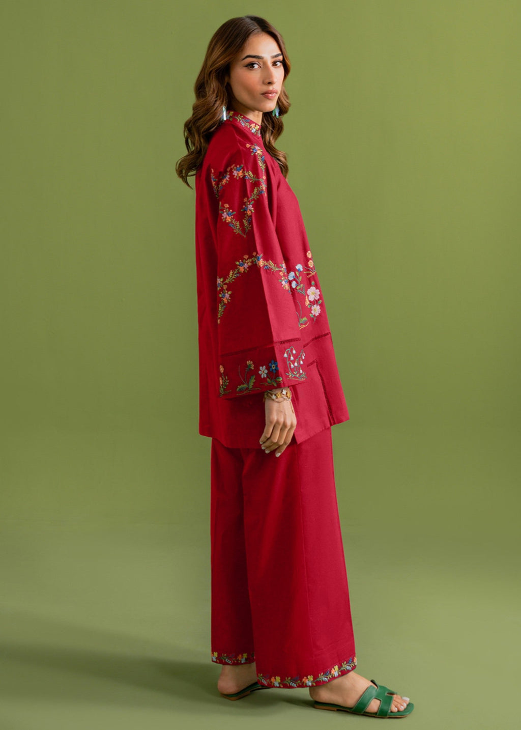 Kiara Erya – Embroidered Set Women 2pcs