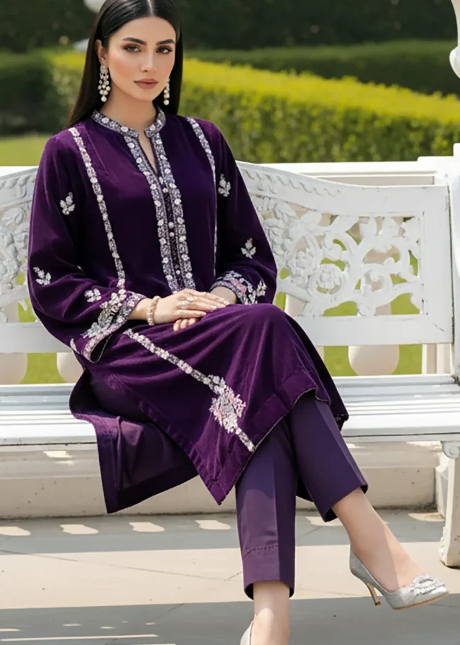 Lakhany Ready to wear Embroidered Velvet Shirt (LG RK 0081 W EMB 1P) Women 1pcs