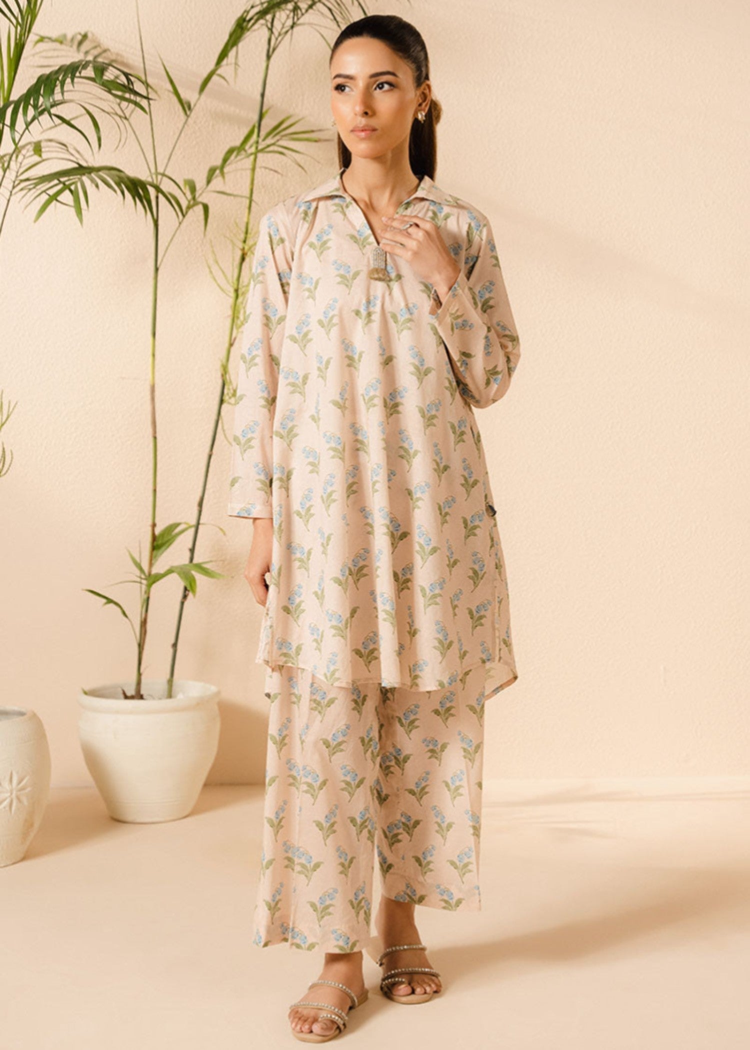 Cross Stitch TULIP BUNCH 0125RTWPRTLWN0204 Women 2pcs