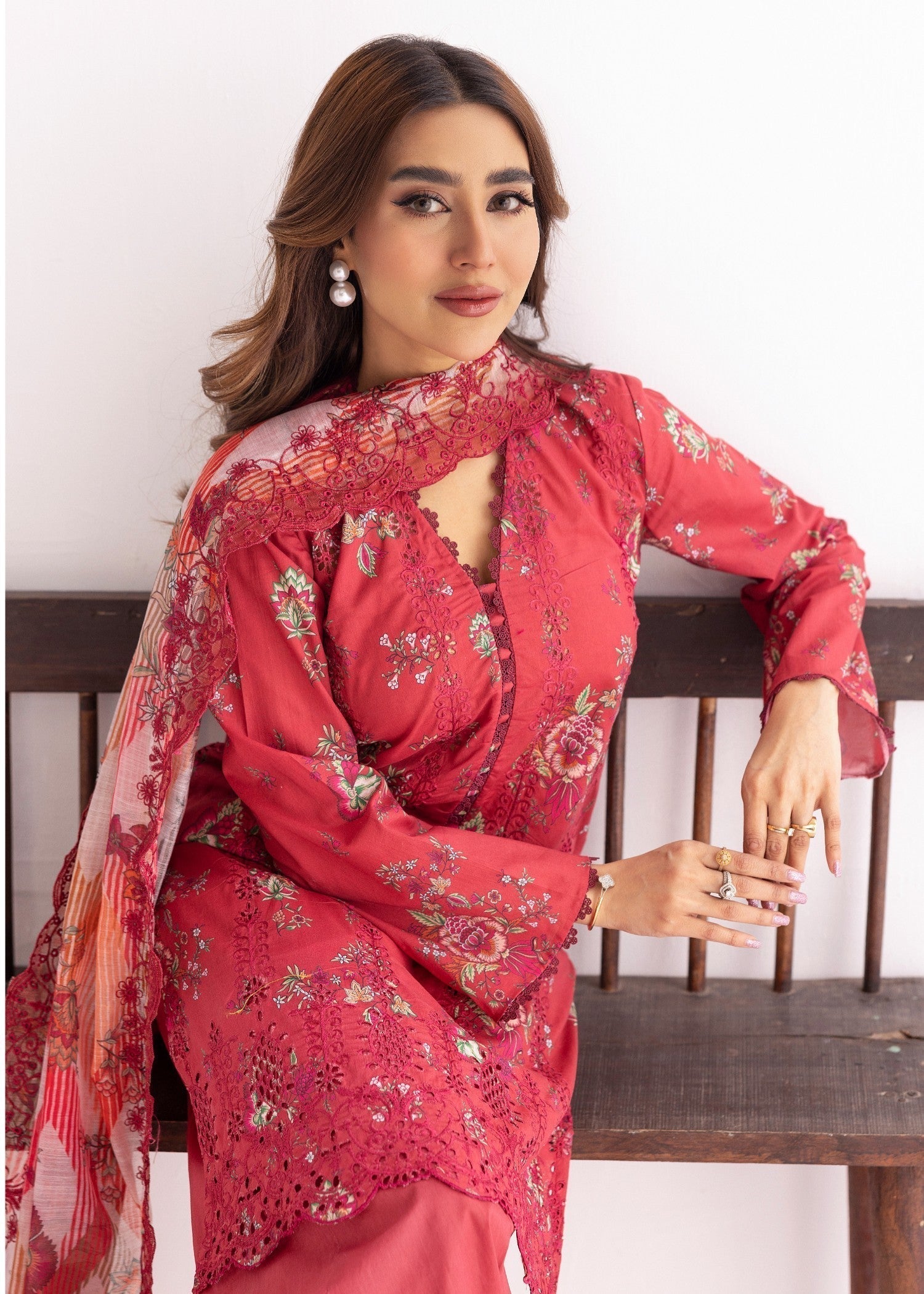 Aik Pret Gulzaar 25 Women 3pcs