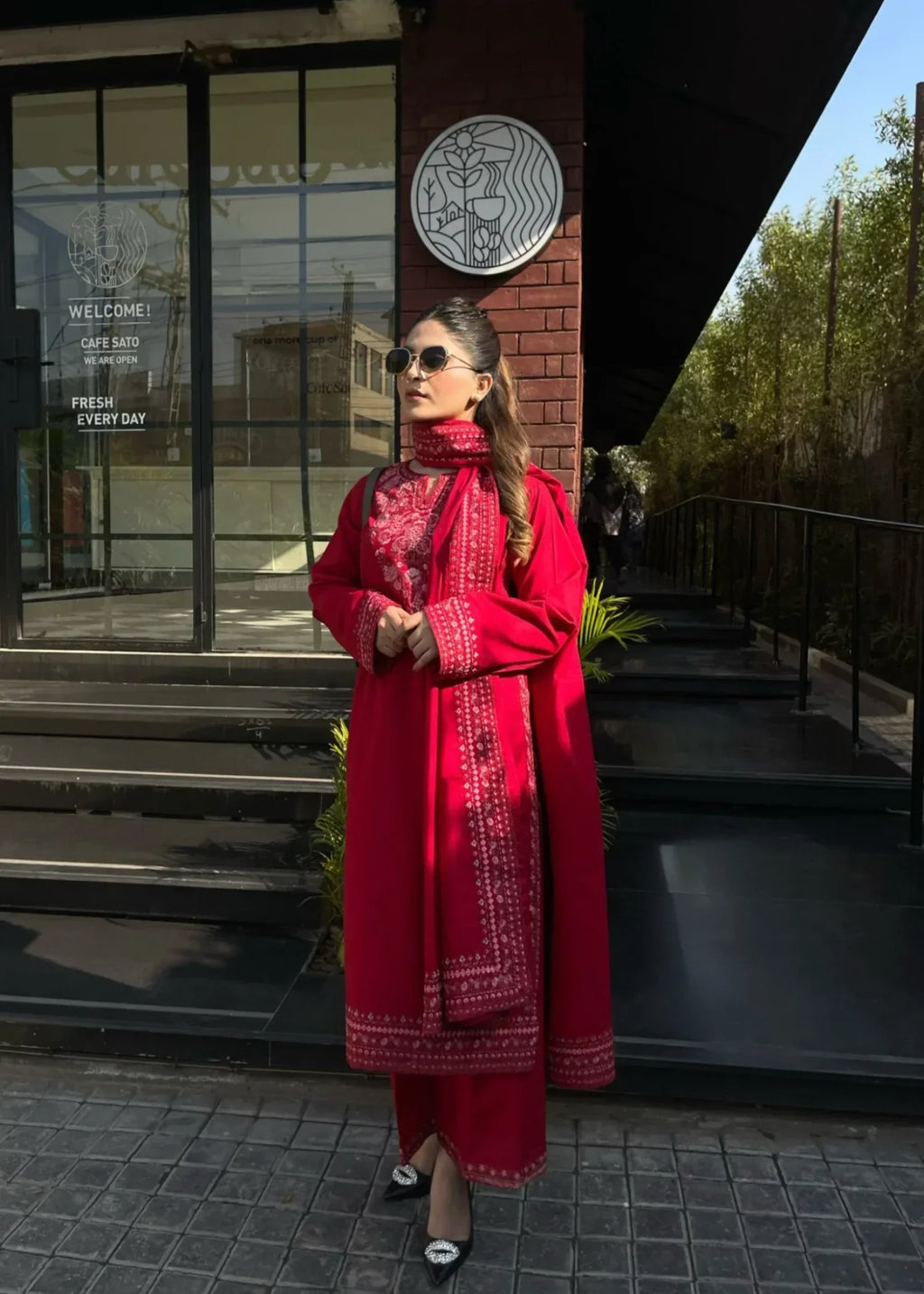 Mannat Renisa Women 2pcs