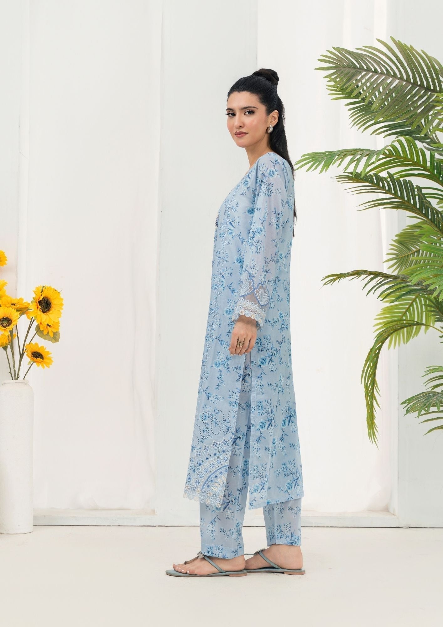 Alfatah Pret Printed Lawn with Embroidery GULZAAR S25 0012 Women 2pcs