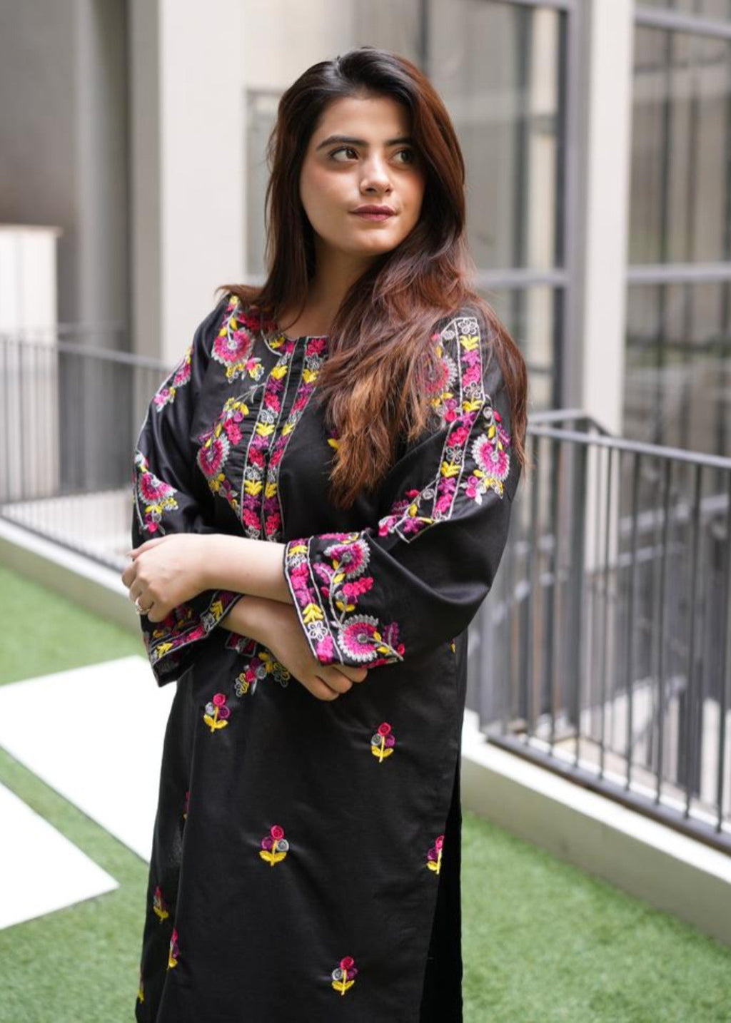 Tehzeeb Libas SOHNI BLACK EMBROIDERED Women 2pcs