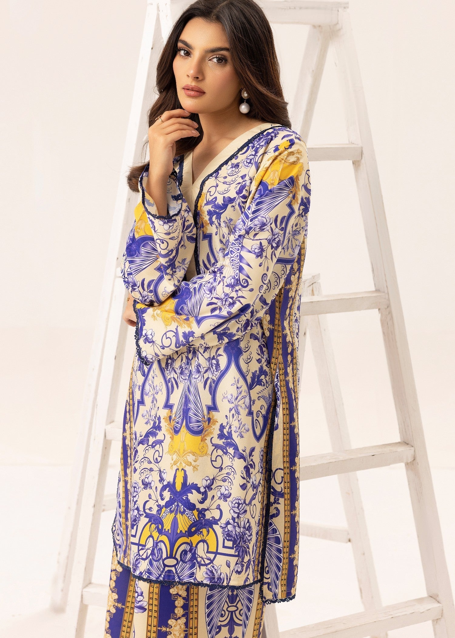 Aik Pret Imperial Bloom CRP25 056 Women 2pcs