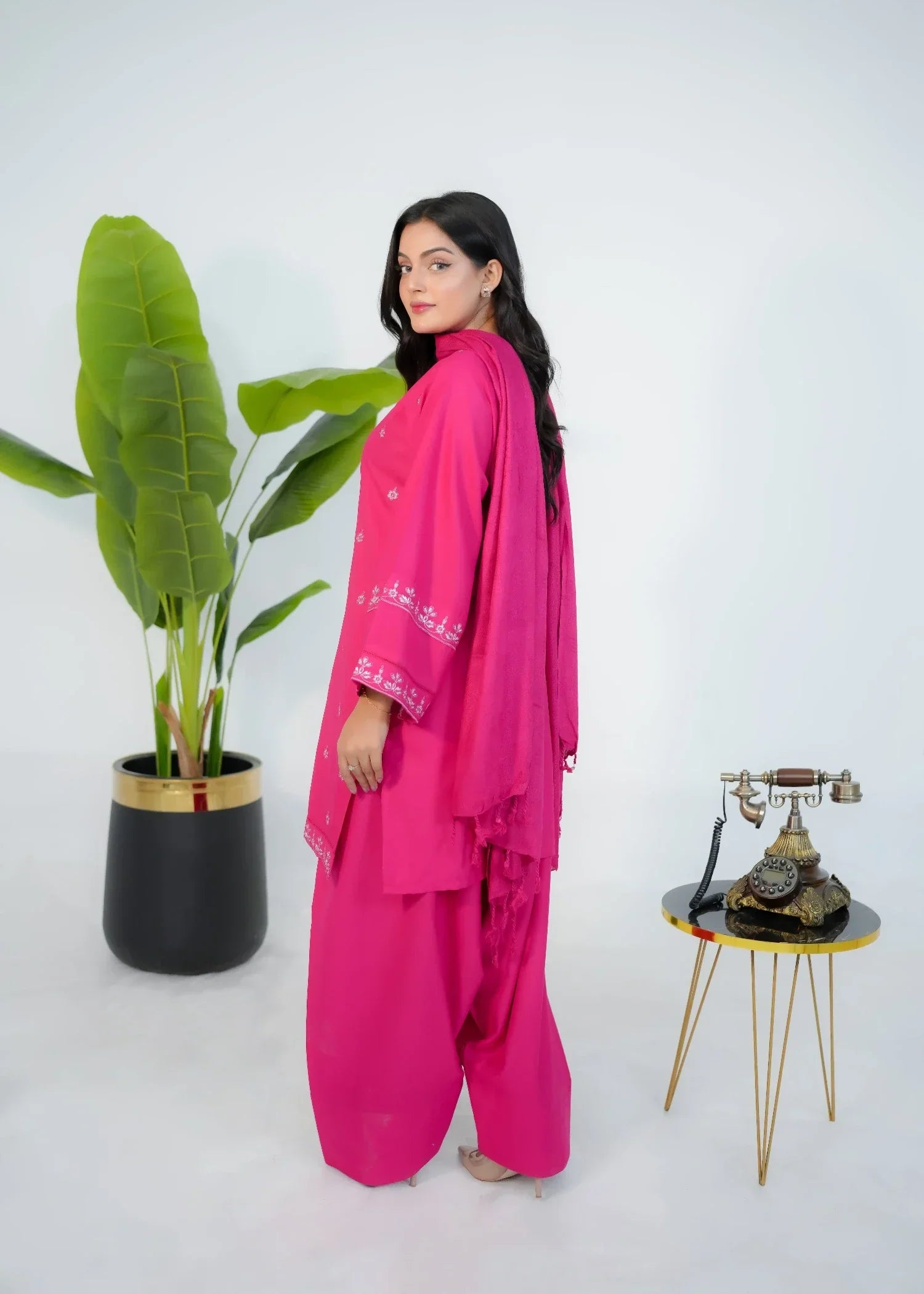 Pretbee Pink embroidered dhanak farshi shalwar set Women 3pcs