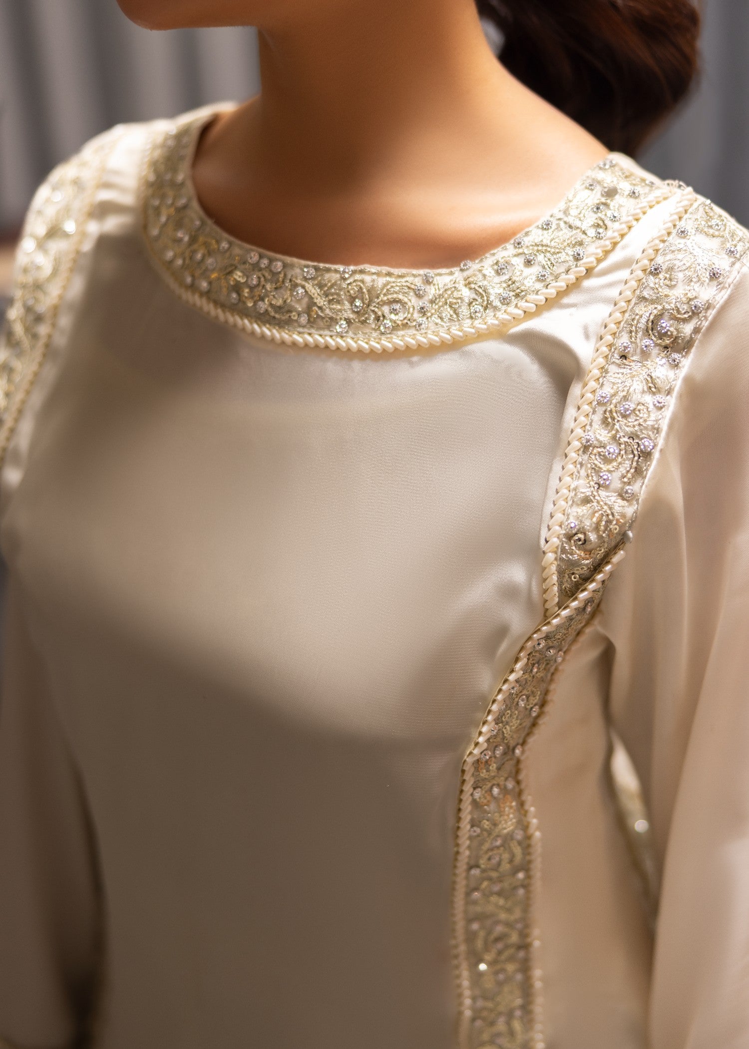 Alyssa OFFWHITE SILK SHUIT ALN02 Women 2pcs