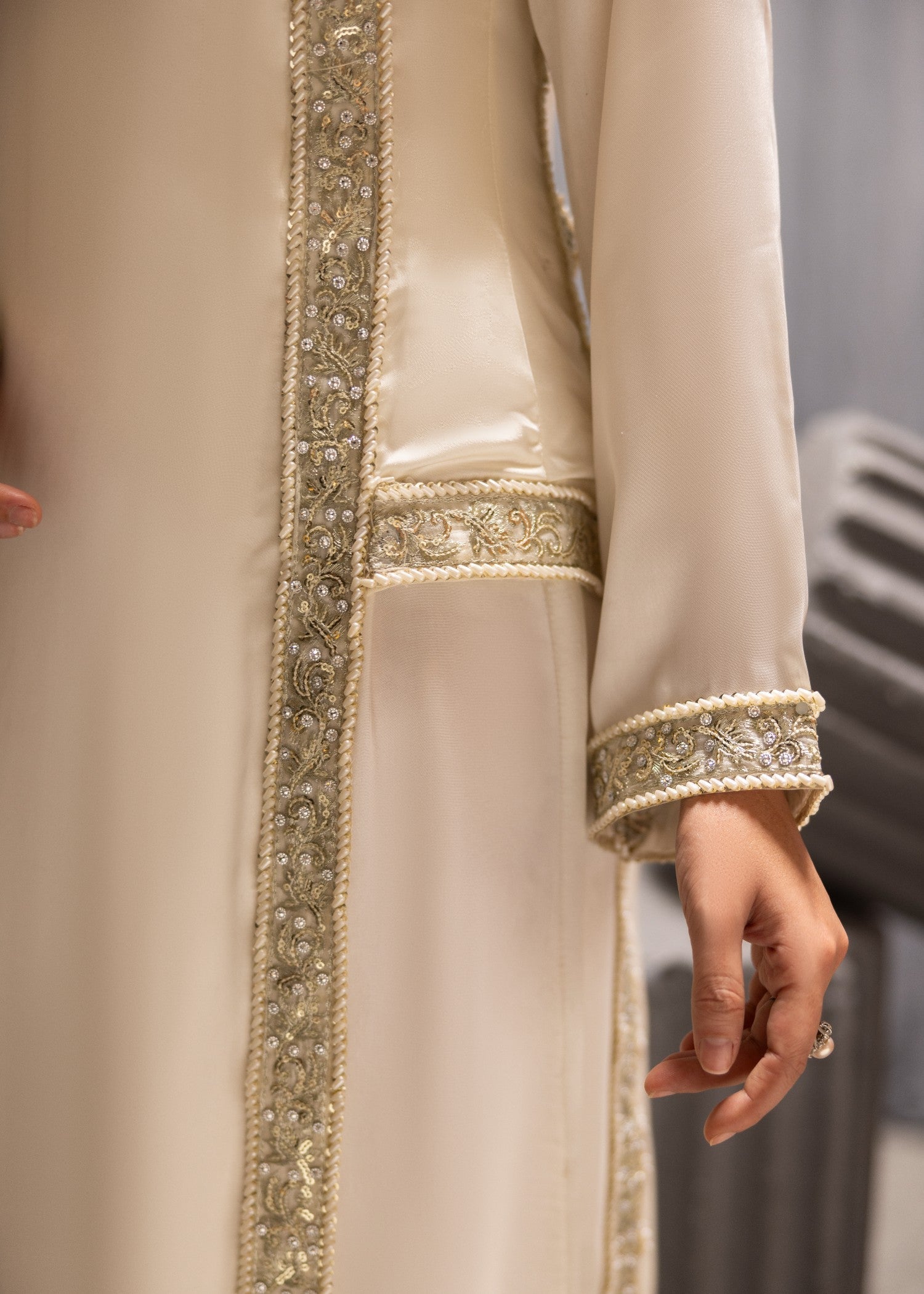 Alyssa OFFWHITE SILK SHUIT ALN02 Women 2pcs