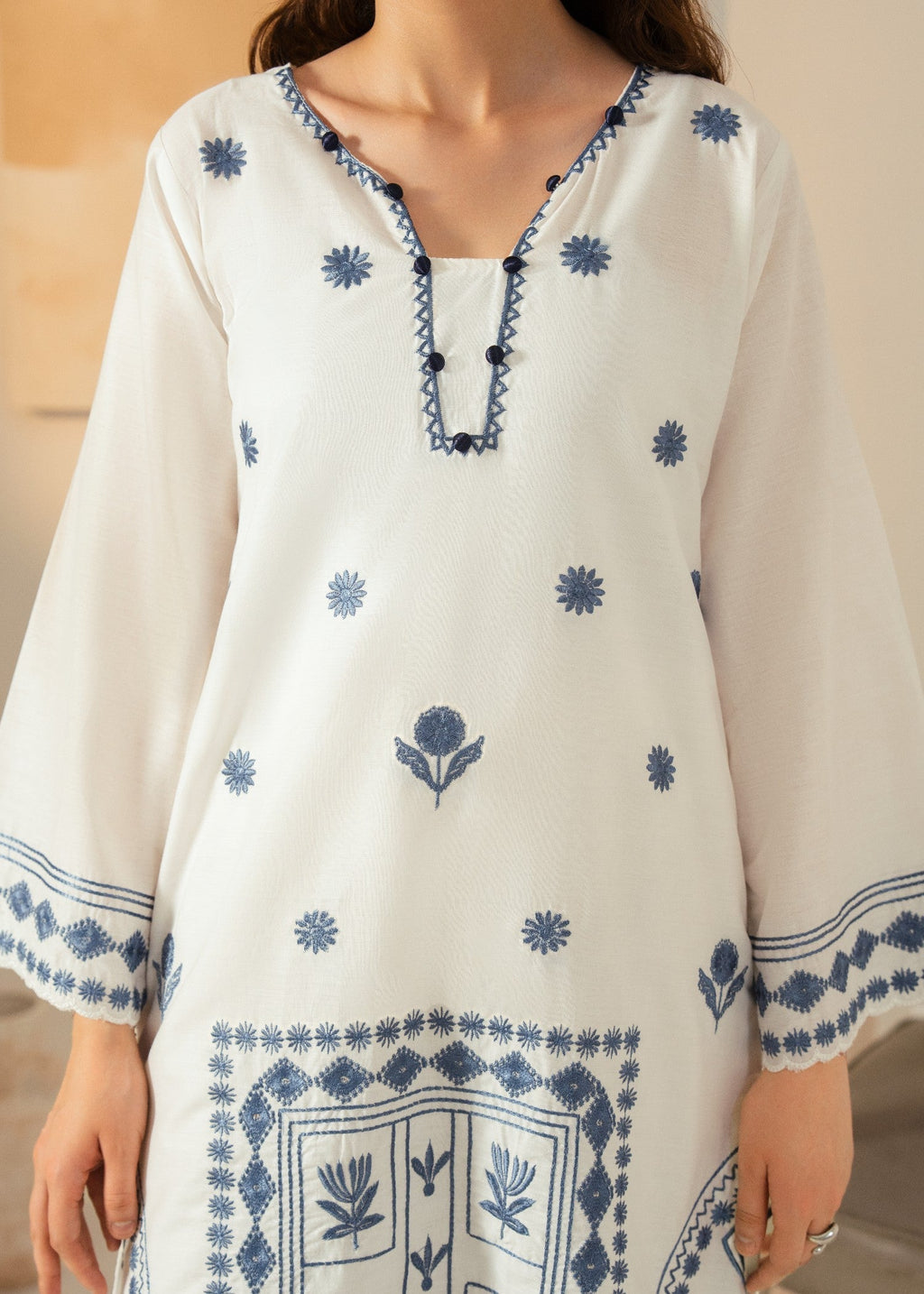 Chaudhary Arts Nayra Embroidered Women 2pcs