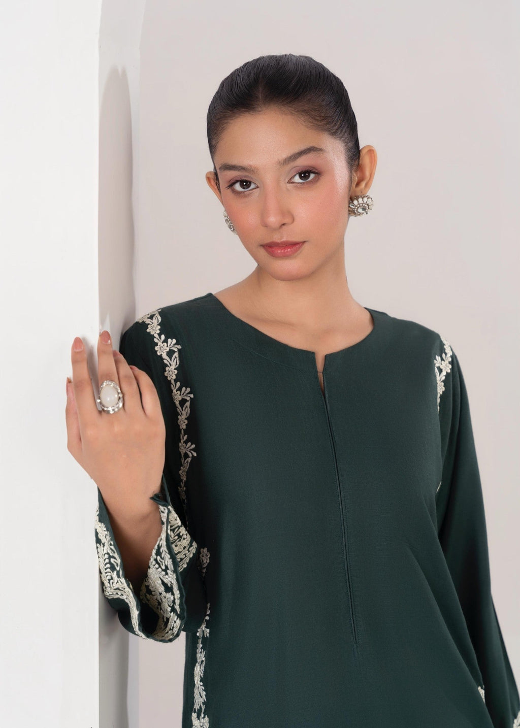 Stylish Collection MARGARITA EMBROIDERED Women 2pcs