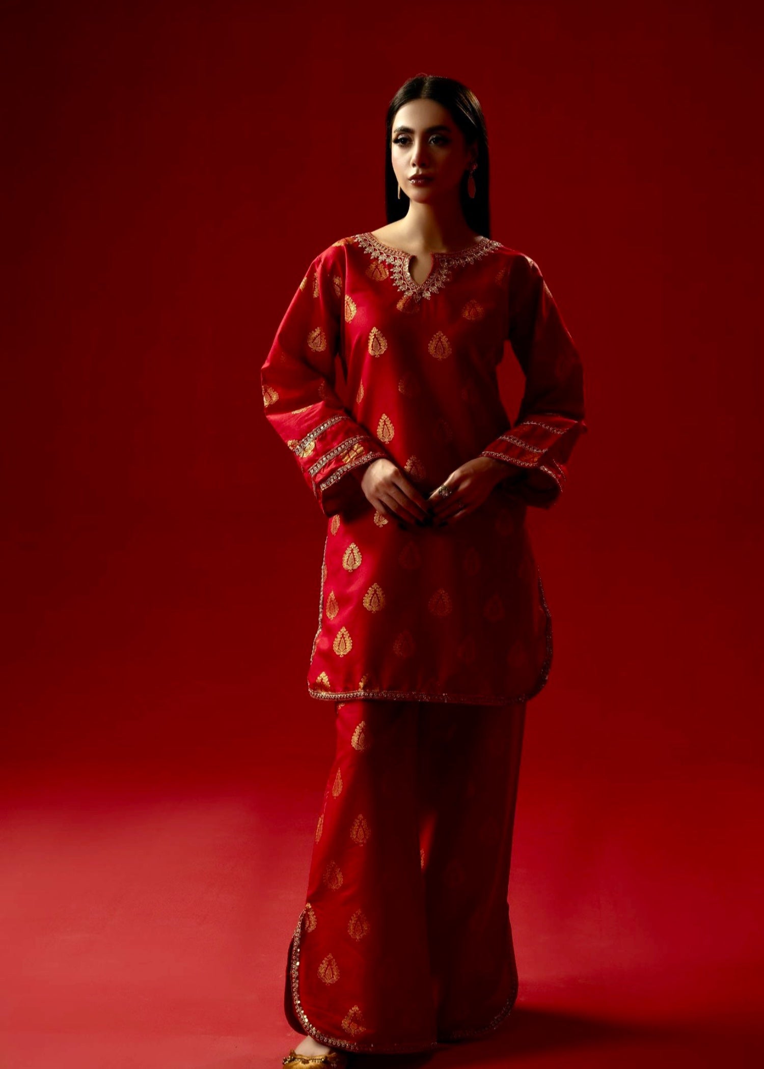 Zeenat & Zoha Ruby Pearl Women 2pcs