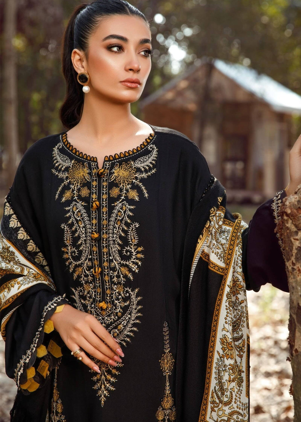 Chaudhary Arts Zen Embroidered Women 3pcs