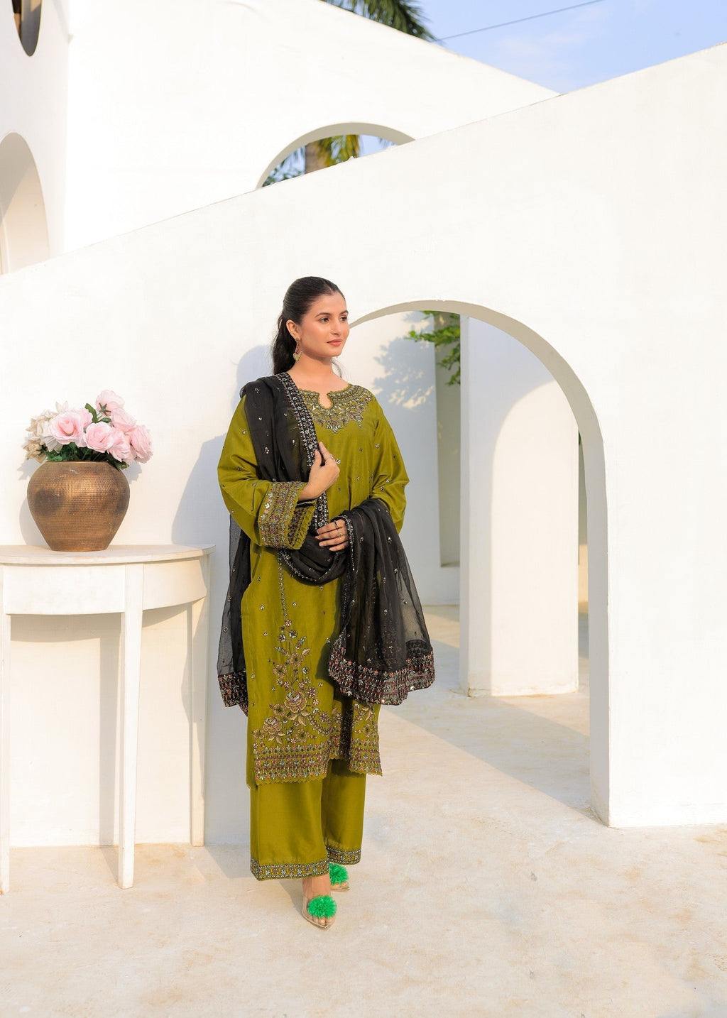 Shehroz Fashion EZZAL EMBROIDERY SUIT Women 3pcs