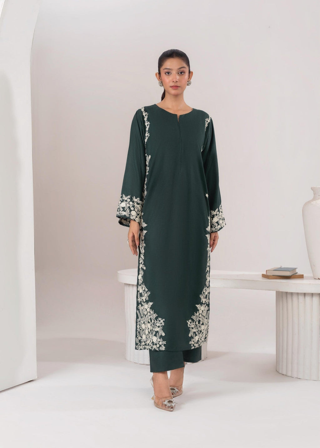 Stylish Collection MARGARITA EMBROIDERED Women 2pcs