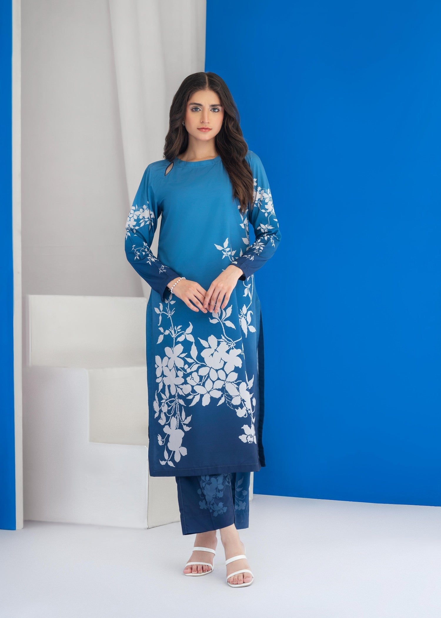 Debelles Célavie Women 2pcs