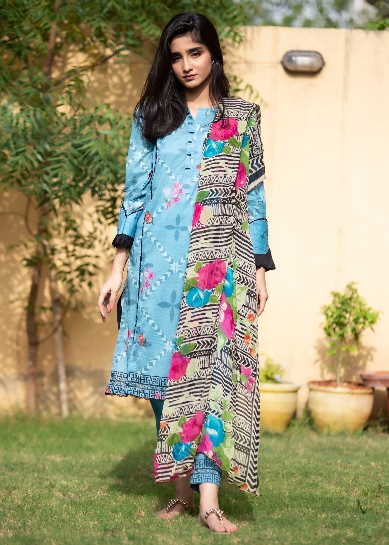 Hayati Collections Lawn | with Chiffon Dupatta | Blue Women 3pcs