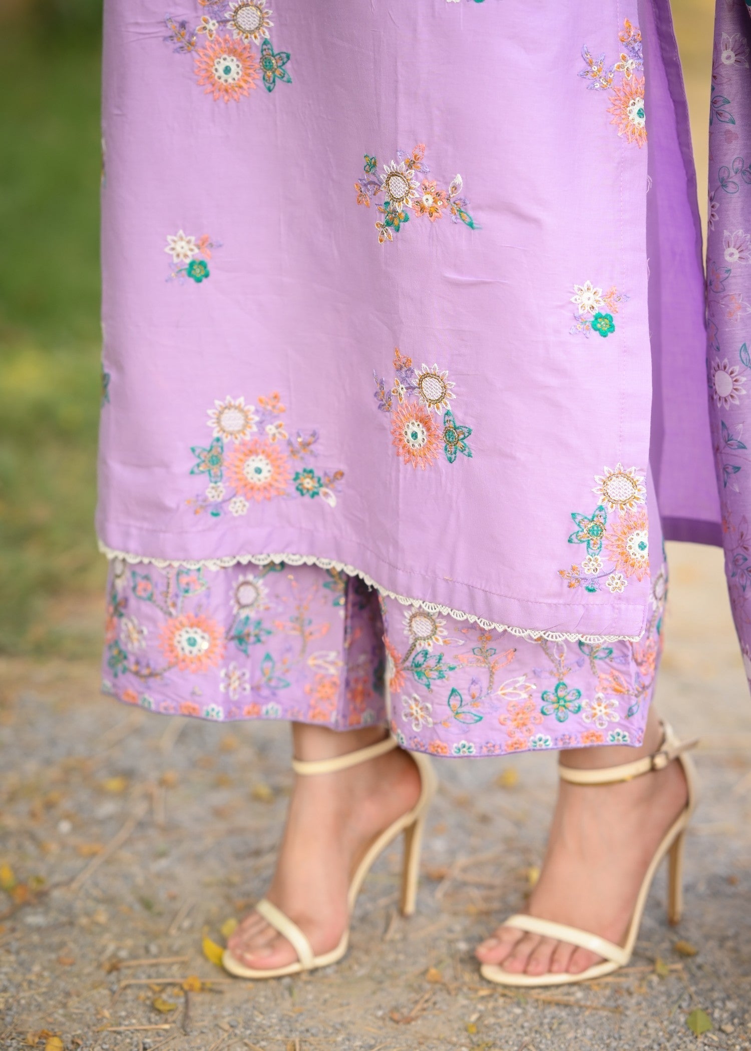 Libas Thread Floral Mist Women 3pcs