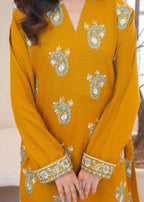 Mannat Auri Women 2pcs