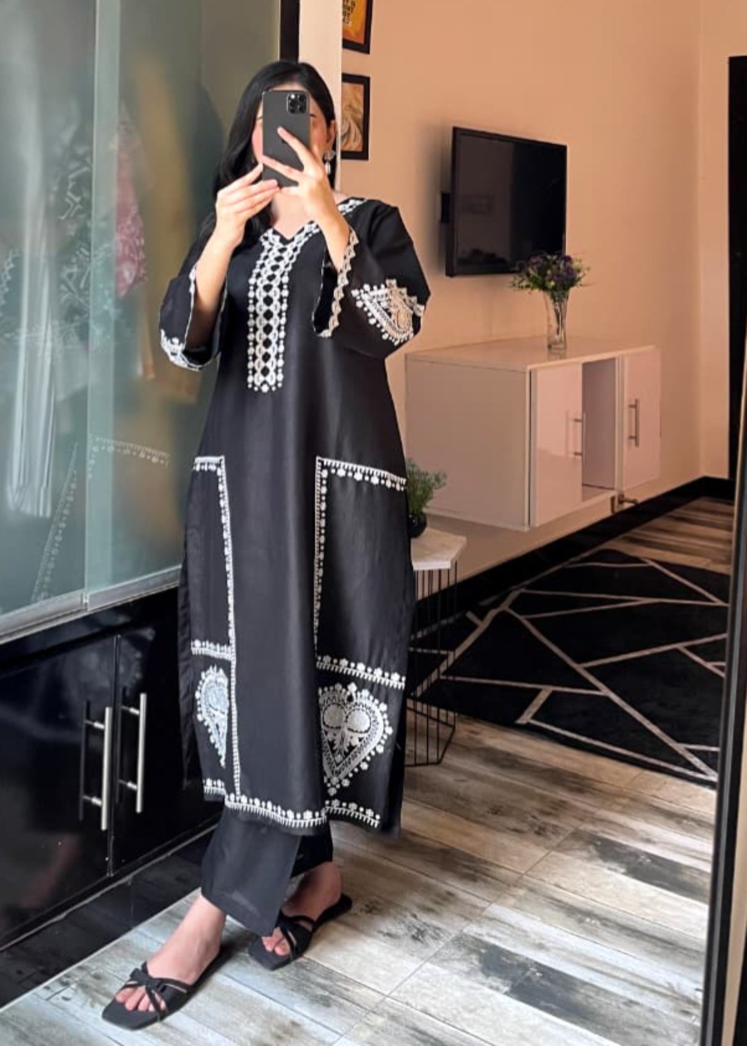 Tehzeeb Libas BLACK SPARKLE EMBROIDERED Women 2pcs