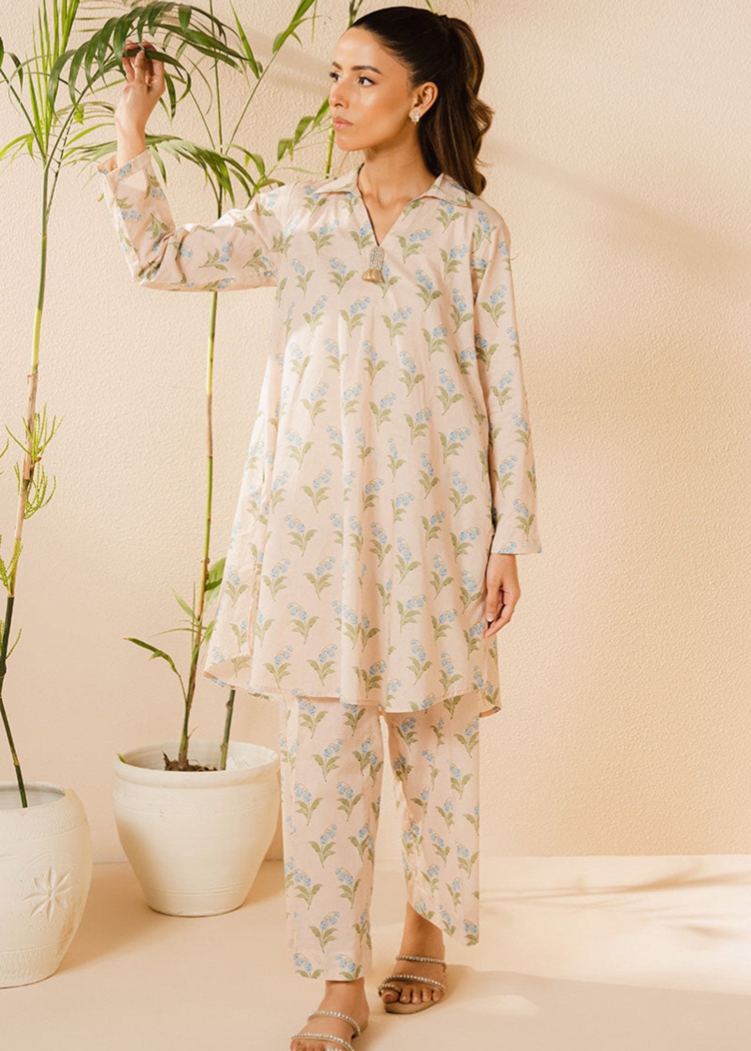 Cross Stitch TULIP BUNCH 0125RTWPRTLWN0204 Women 2pcs