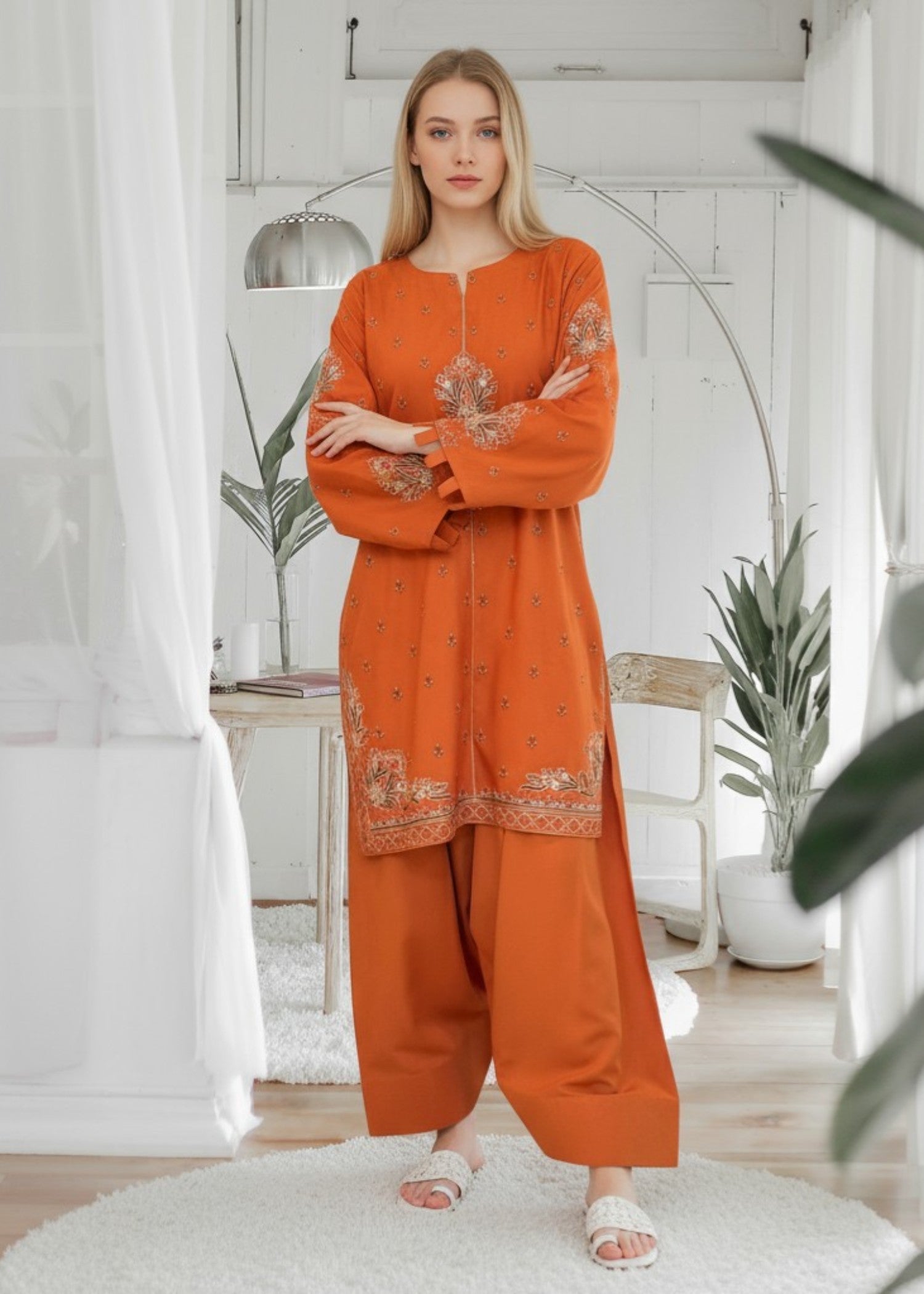 Virrora.Pk TAAJ (FARSHI SHALWAR) Women 2pcs