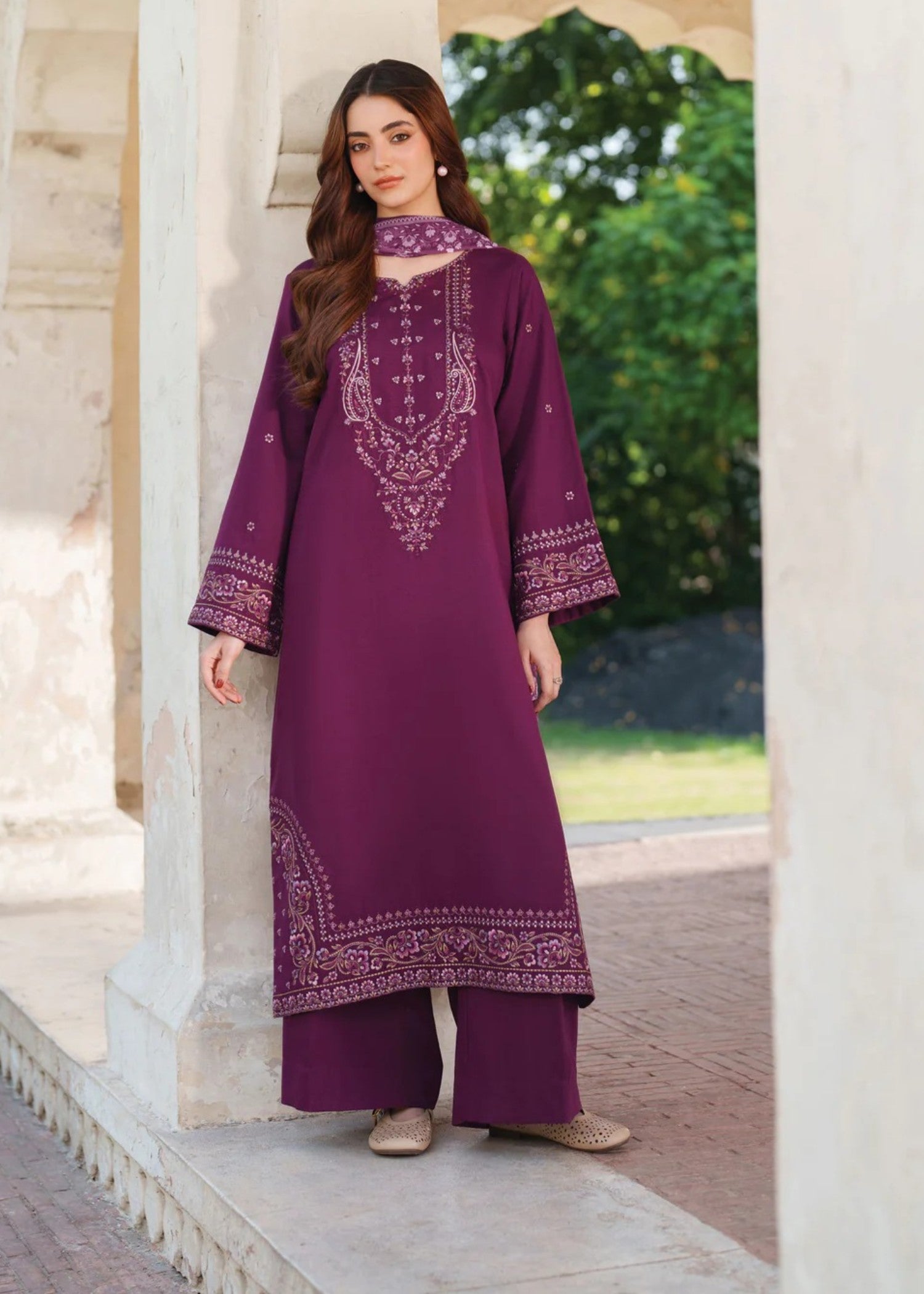 Chaudhary Arts Kaavish Embroidered Women 3pcs