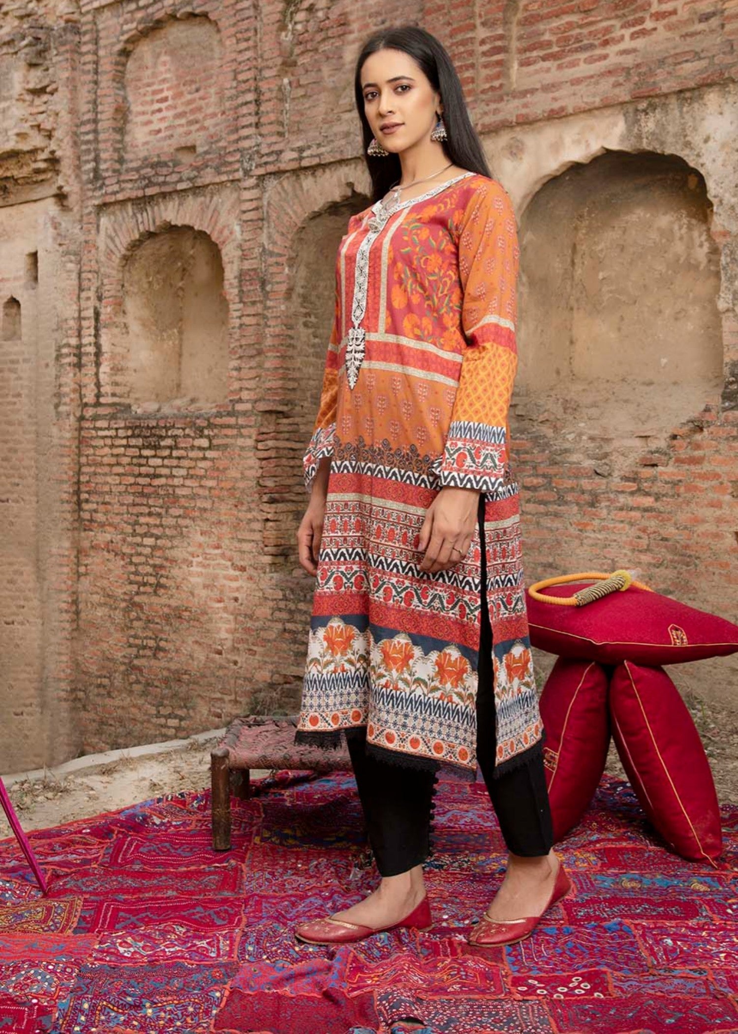 Khatepoesh Aubrey Women 1pcs