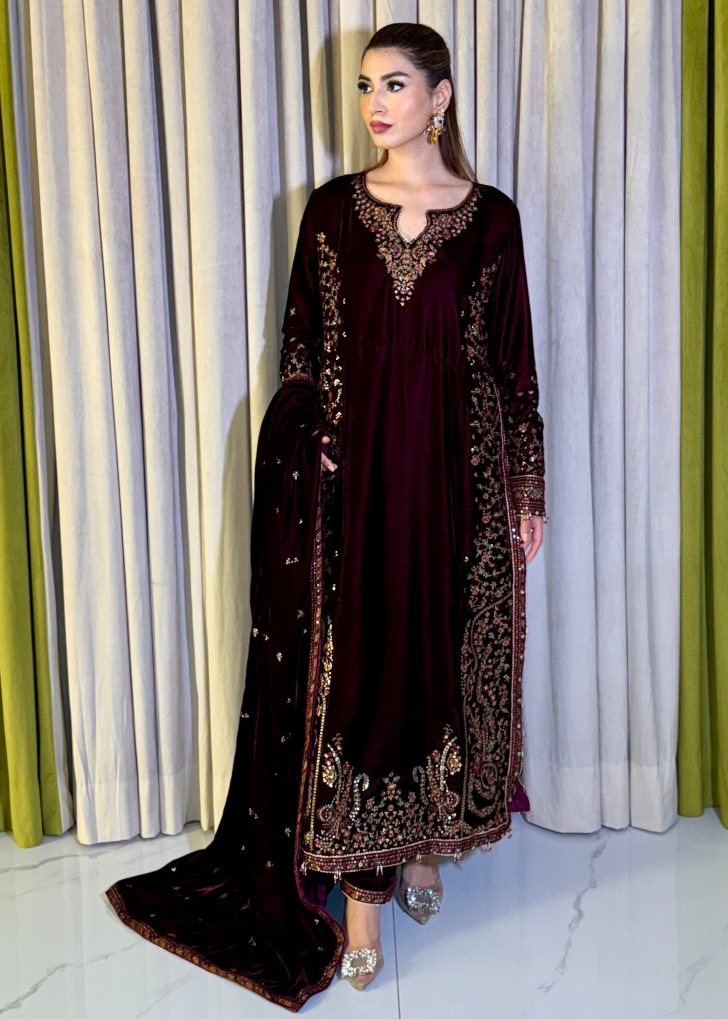 Laal Clothing Velvet V 07 Women 3pcs