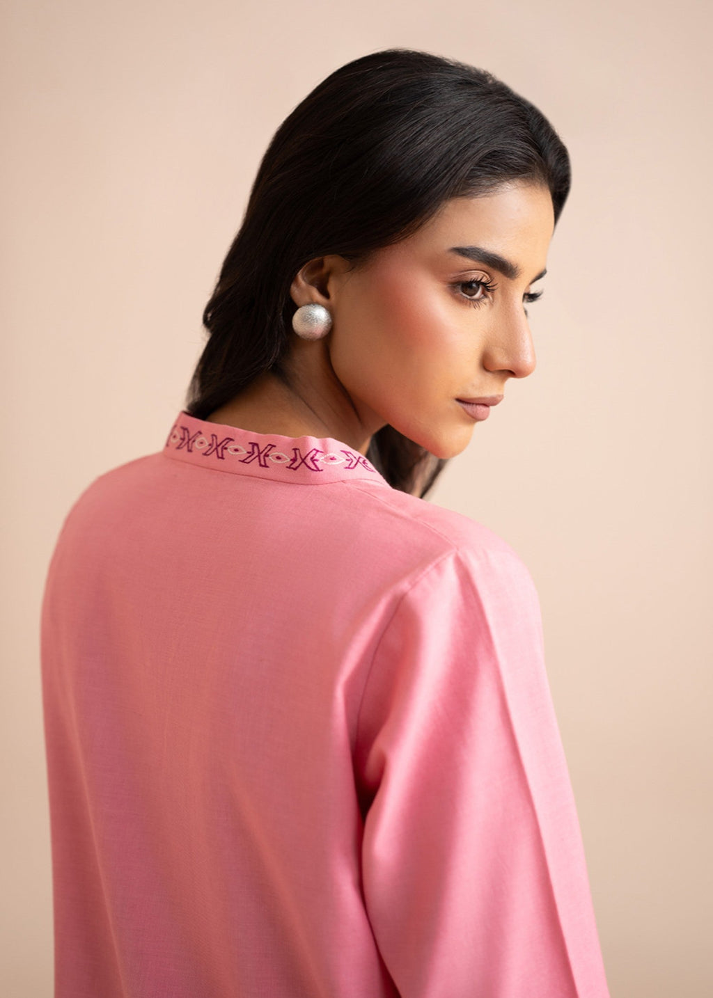 Kiara Lire– Embroidered Co ords Khaddar Set Women 2pcs