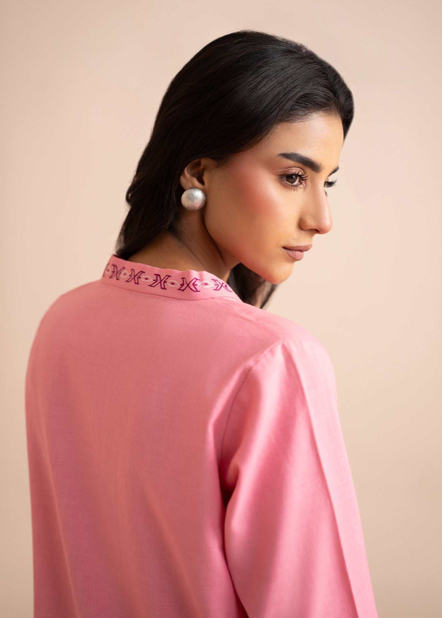 Kiara Lire– Embroidered Co ords Khaddar Set Women 2pcs