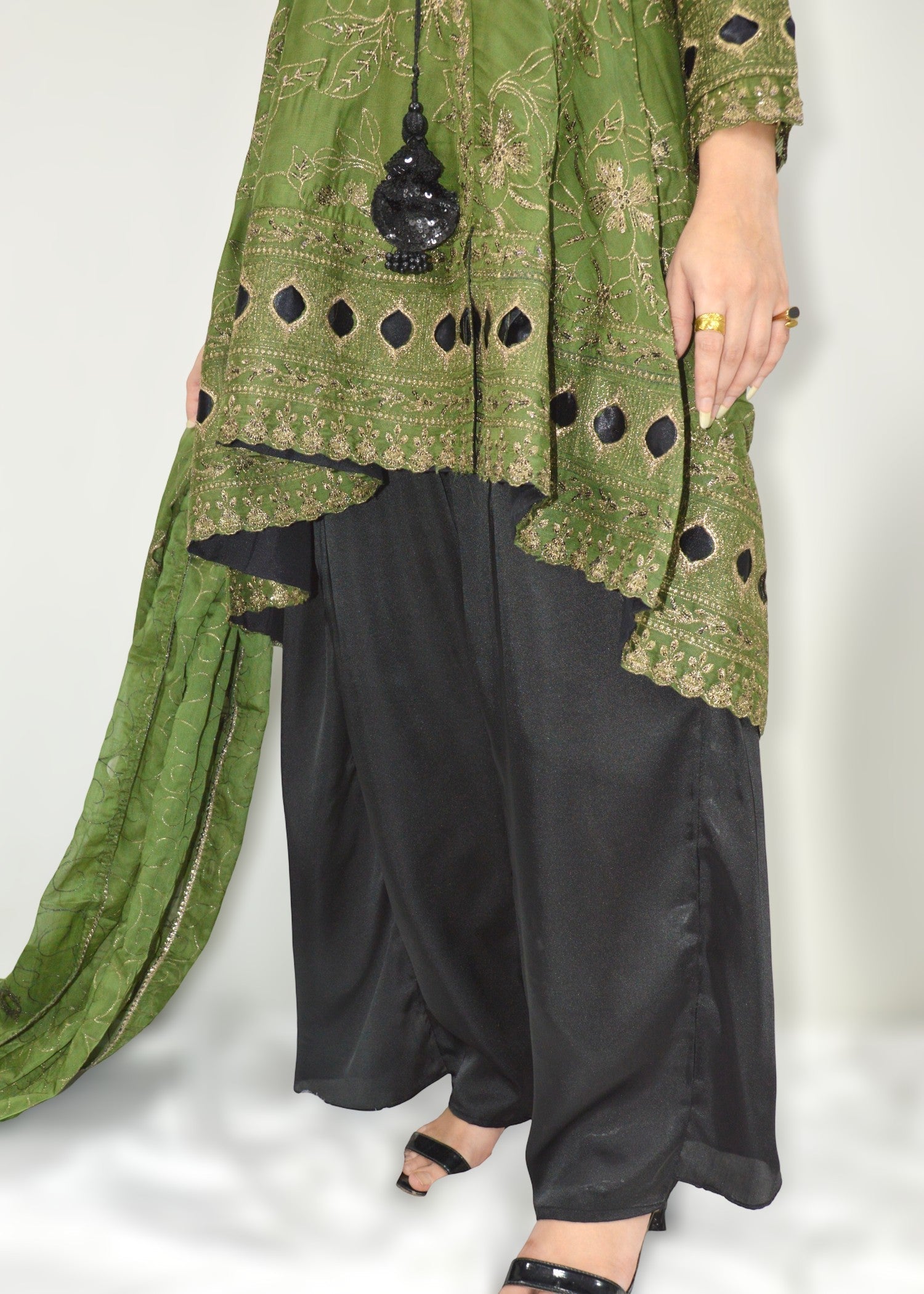 MMG Garments MEHRUNNISA| CHIFFON BACKTAIL EMBROIDERED FROCK MMG 1006 Women 3pcs