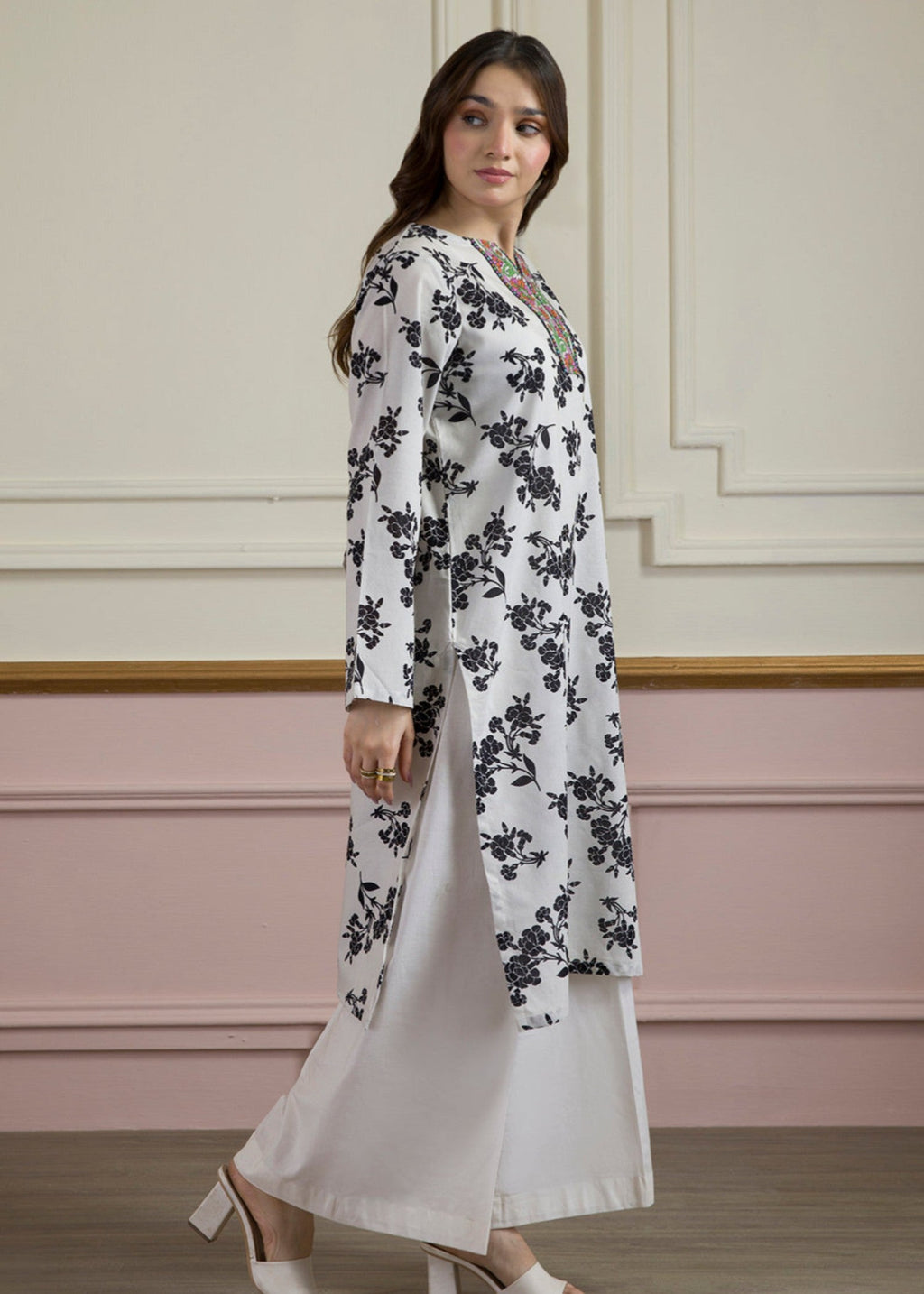 Zellbury WPC2512606 White Women 1pcs