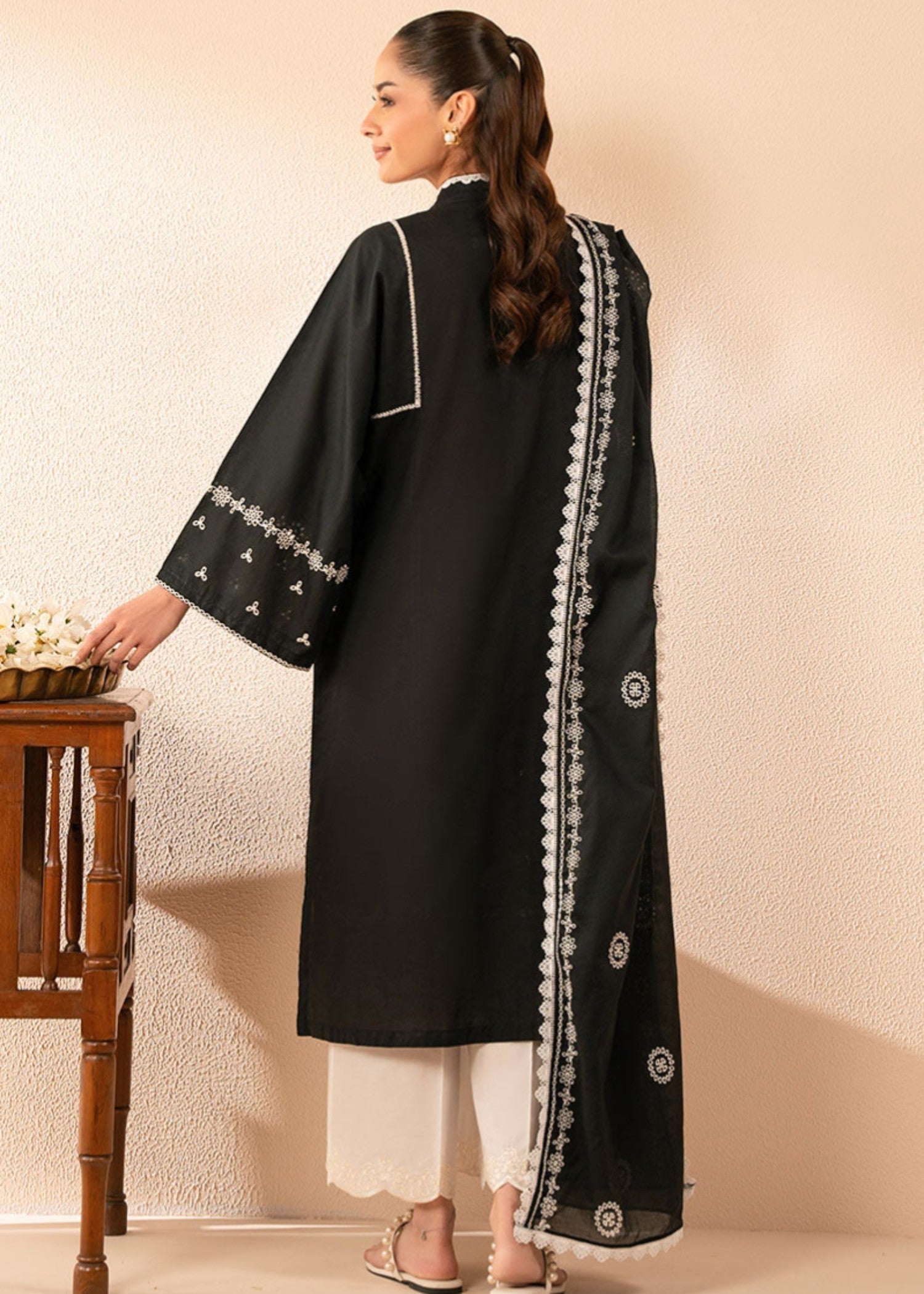 Cross Stitch OBSIDIAN GRACE 0125RTWEMBLWN0206 Women 2pcs