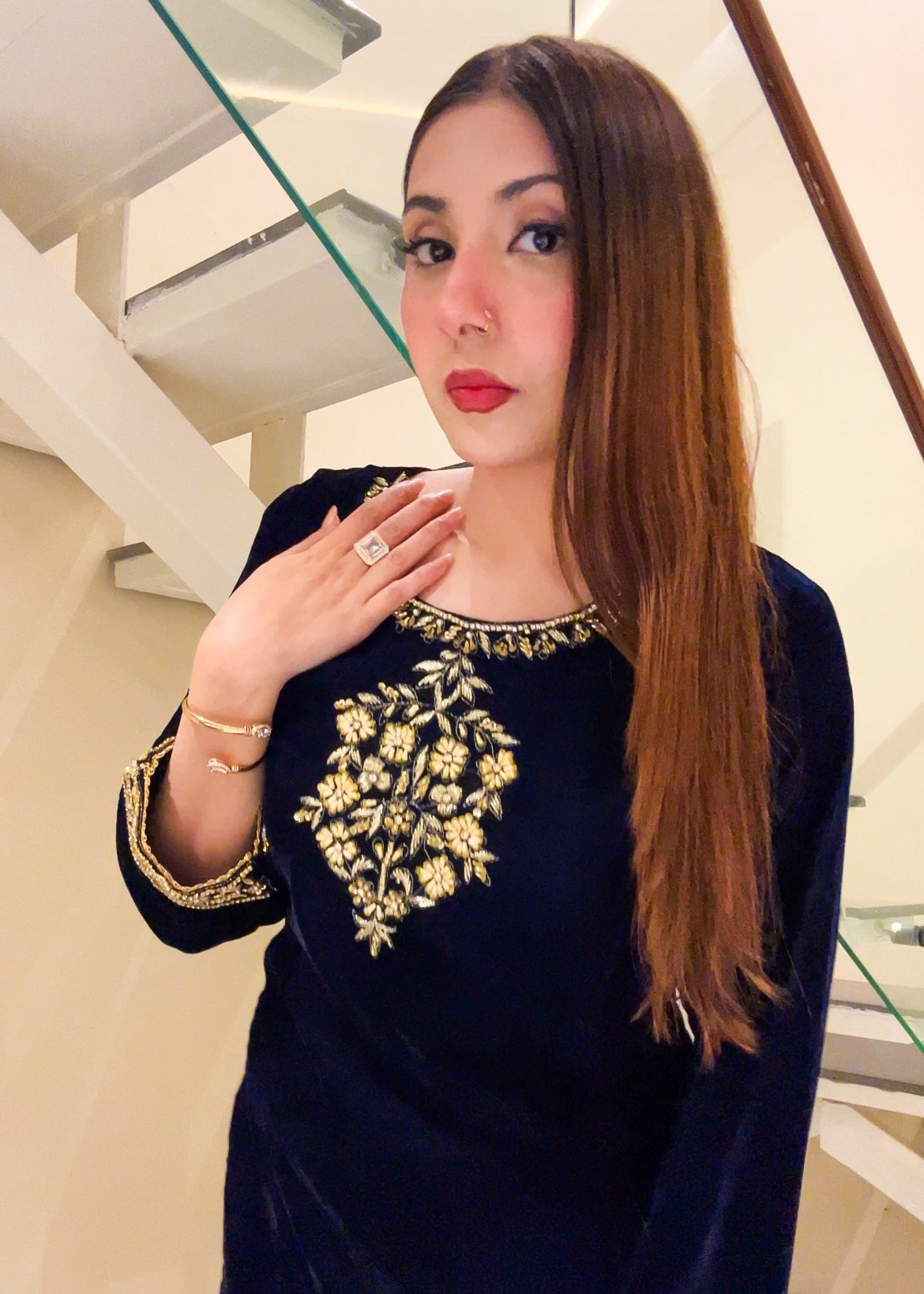 Laal Clothing Velvet V 05 Women 2pcs