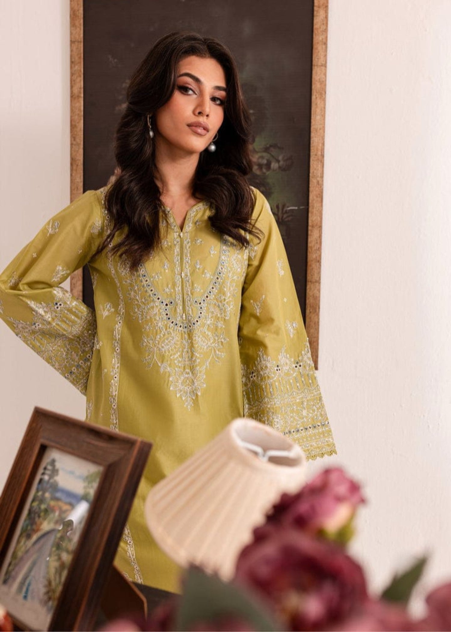 Shehroz Fashion Rang e Naz lawn embroidery suit Women 2pcs