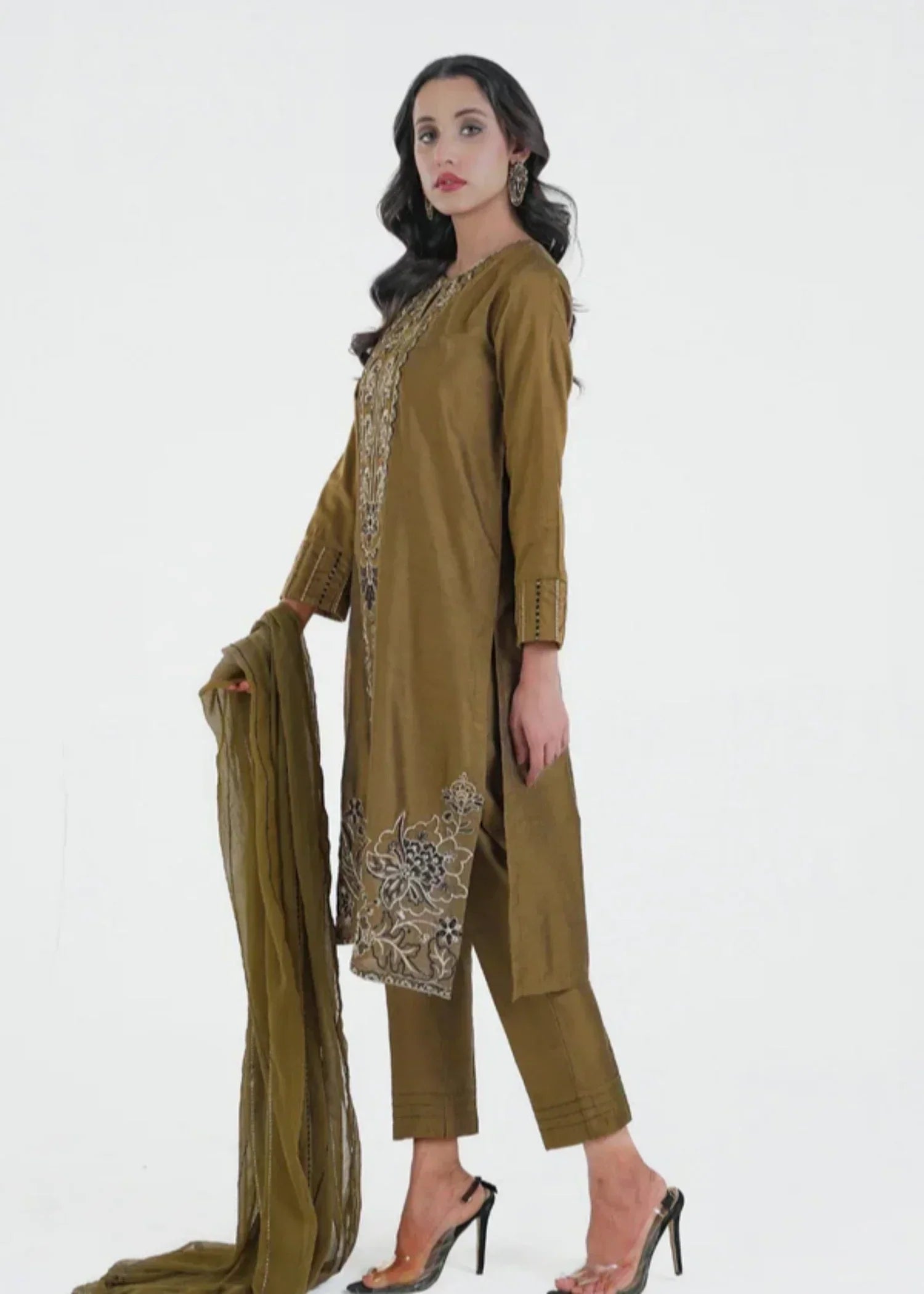 Kross Kulture Embroidered Yarn Dyed Staple Suit 0495 Women 3pcs