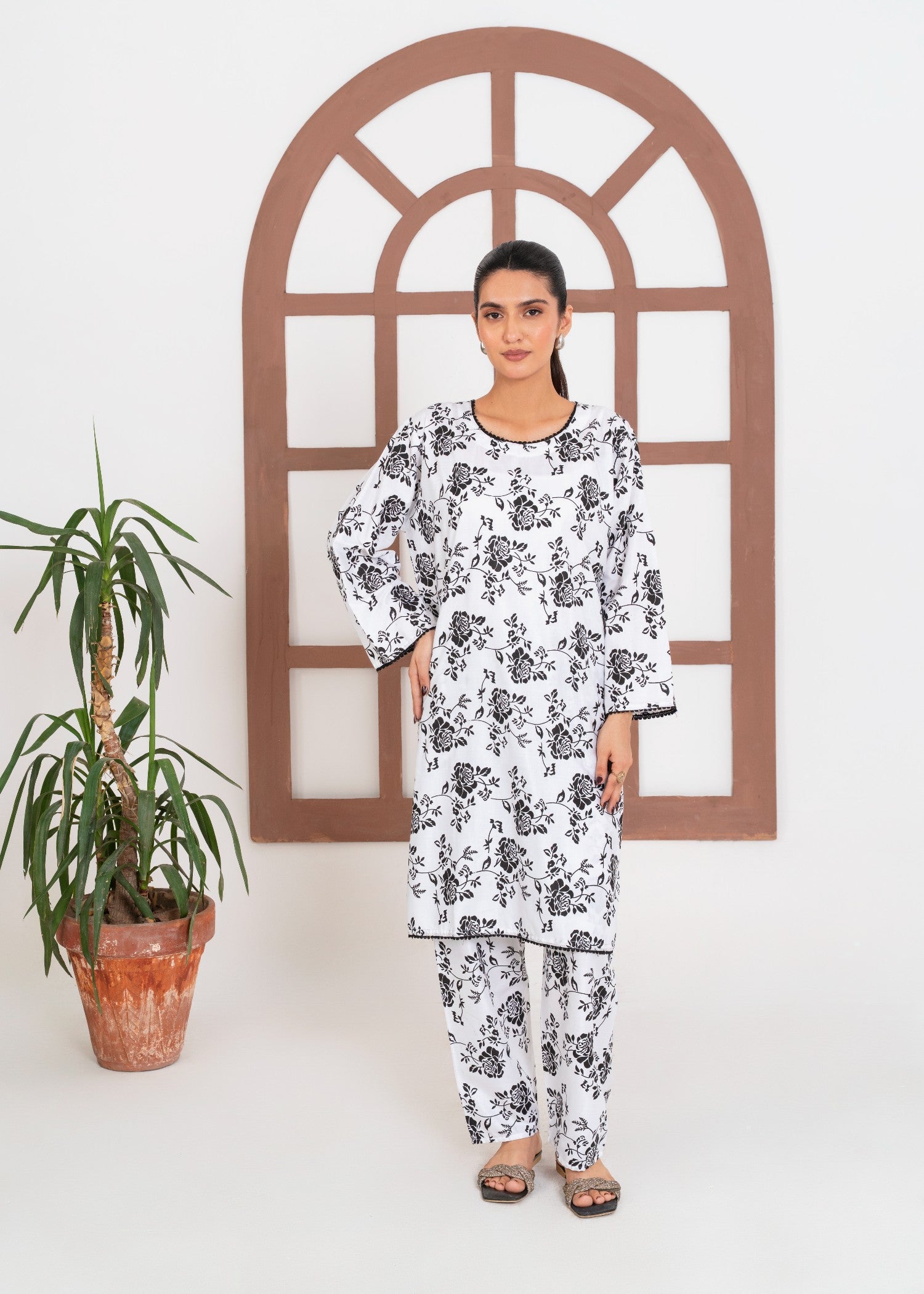 Stylish Collection ROSE WHITE Women 2pcs