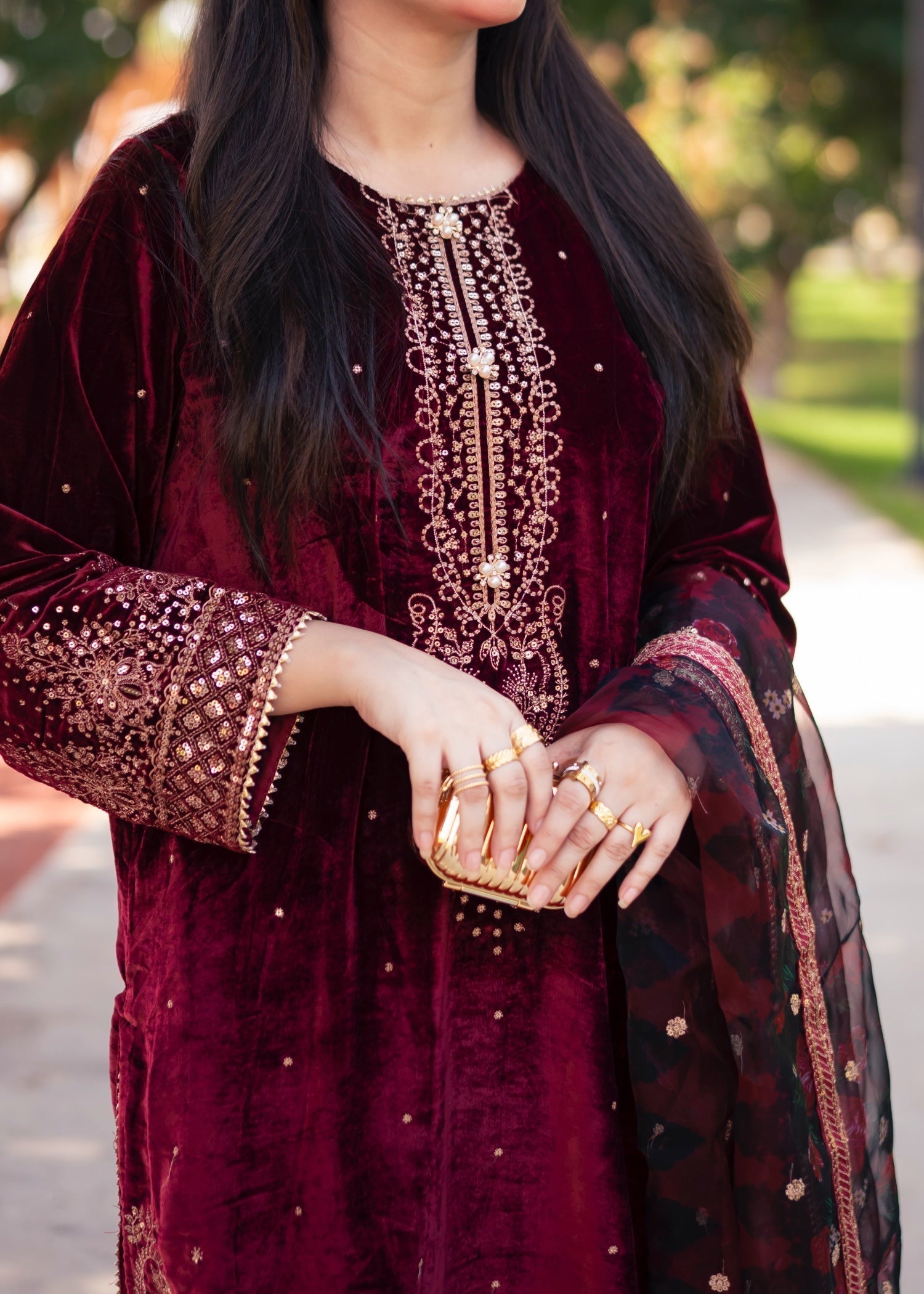 Suits By Sadia Velvet maroon nimra Women 3pcs