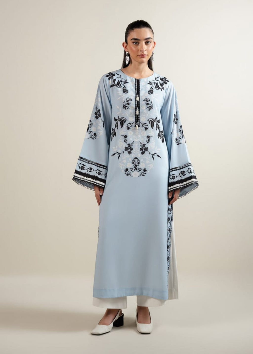 Reetriwaj Nirkhan Women 2pcs