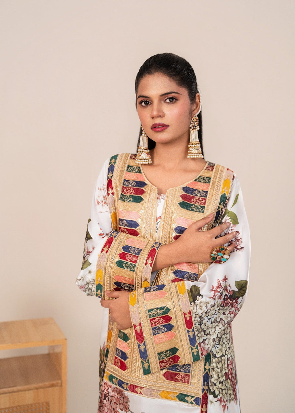 Rajdulari Kareena White Silk Kaftan Women 1pcs