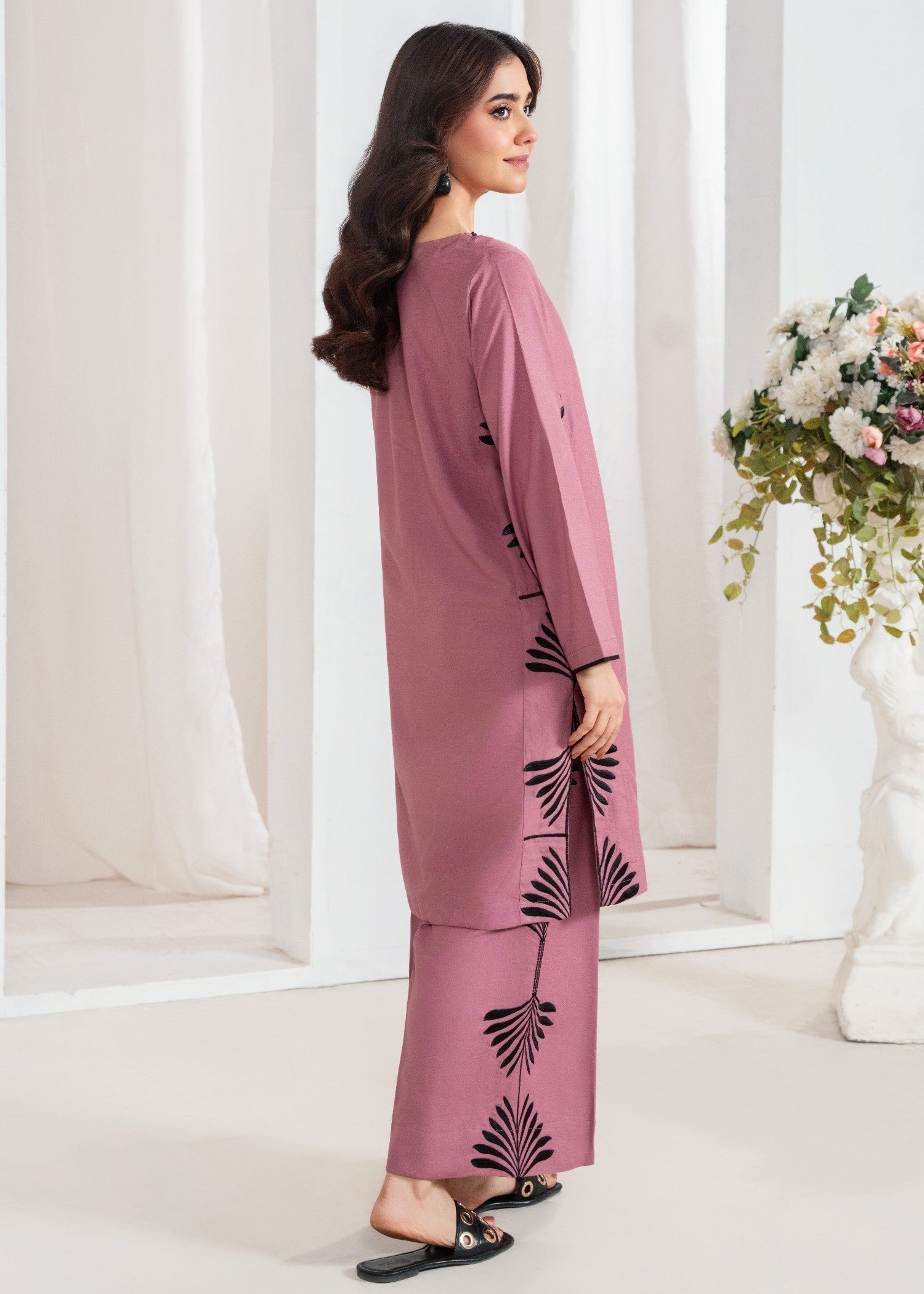 Sahibas By Mirza Taskeer Women 2pcs