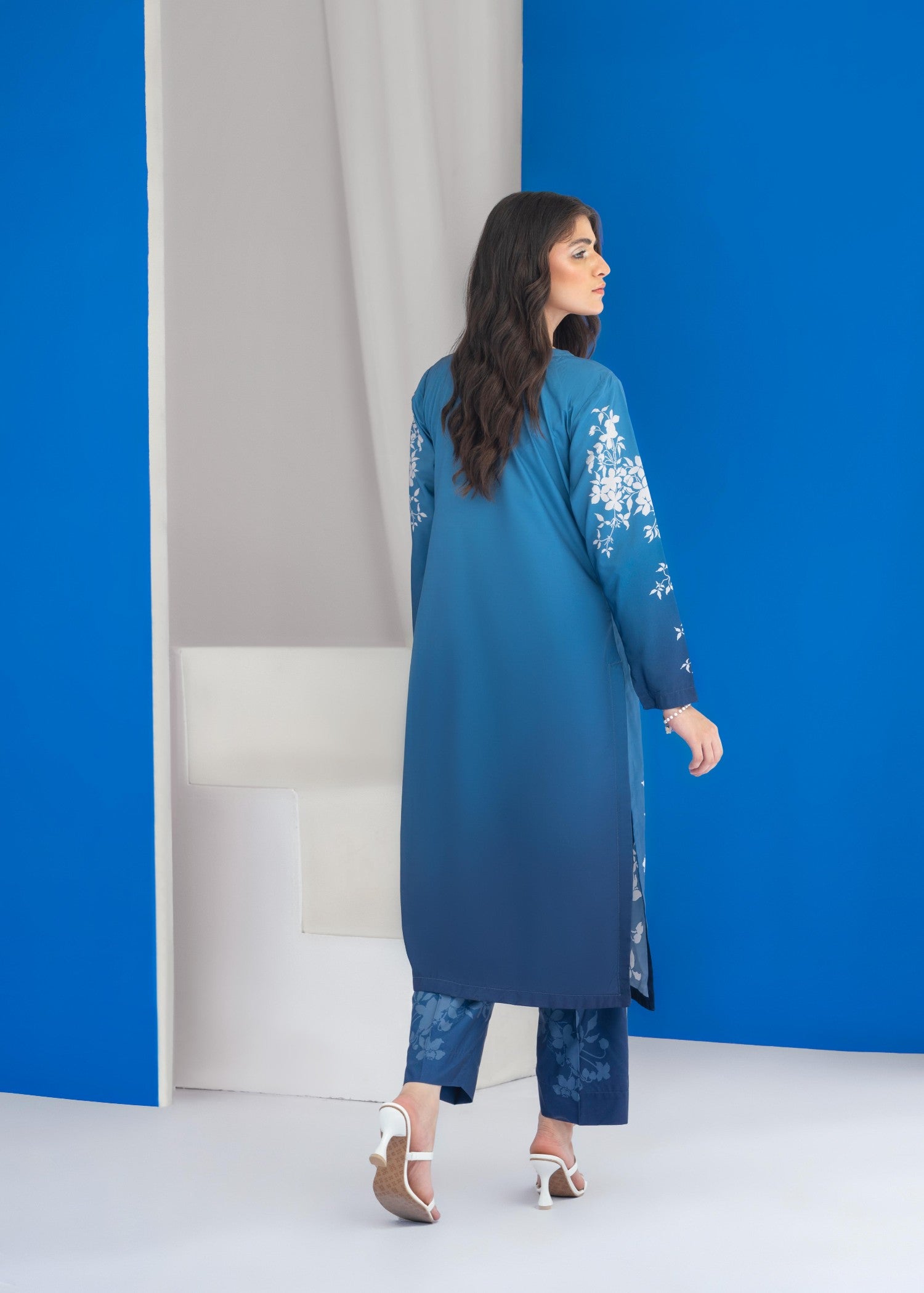 Debelles Célavie Women 2pcs