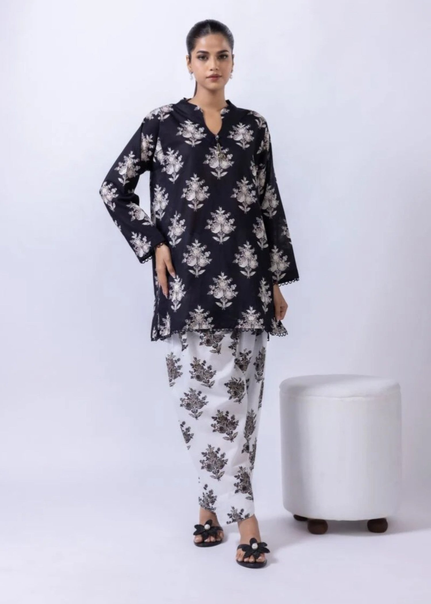 Stylish Collection NOIR Women 2pcs