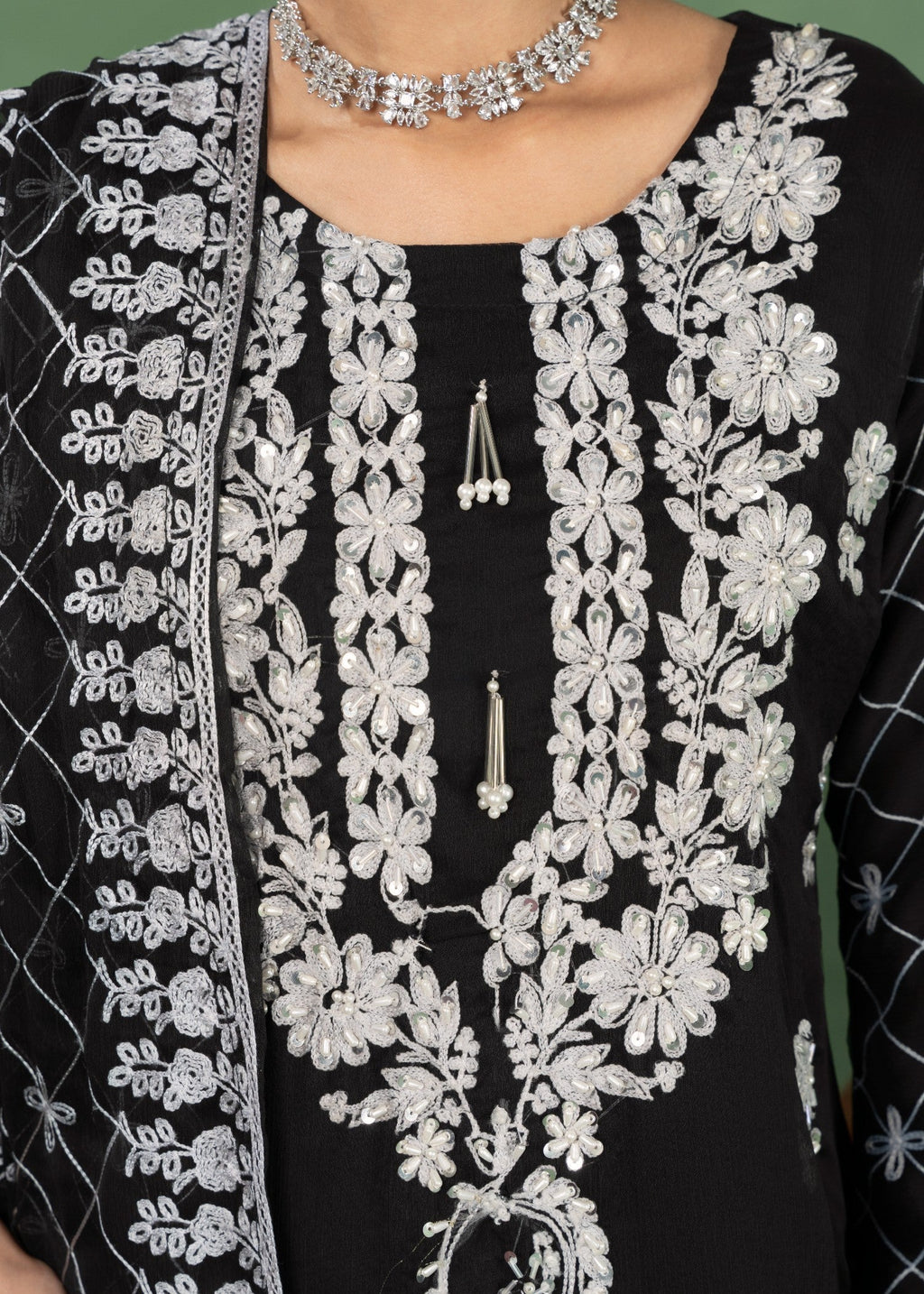 Four Season Boutique ZEWAR BLACK Women 3pcs