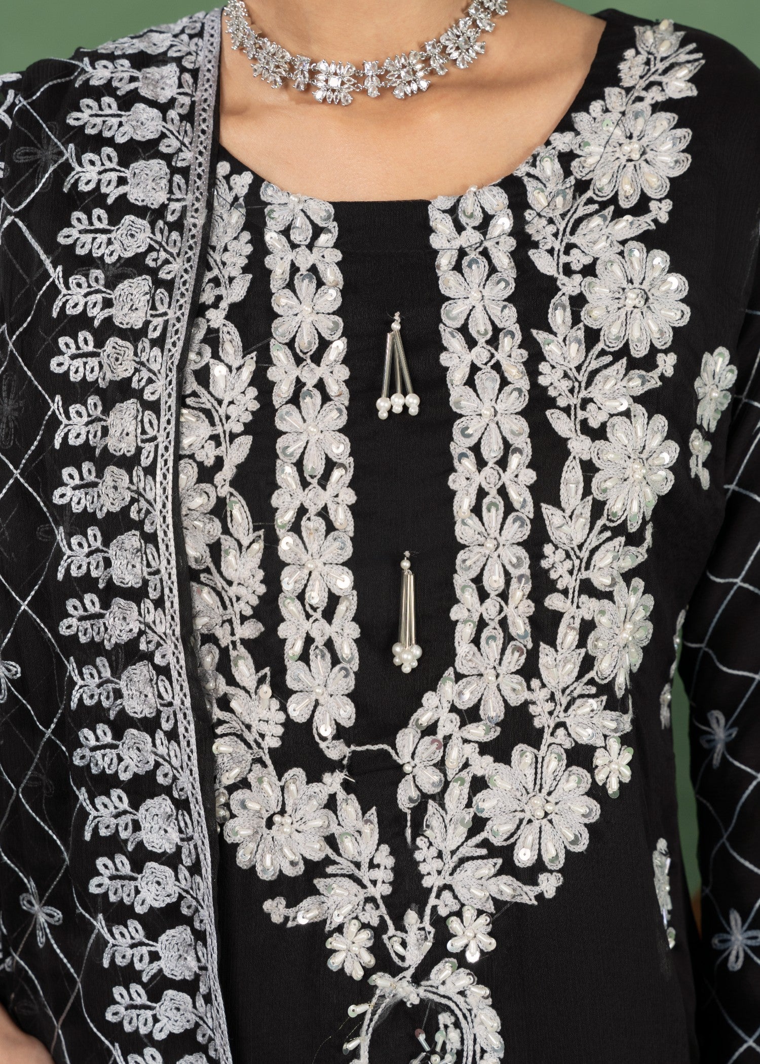 Four Season Boutique ZEWAR BLACK Women 3pcs