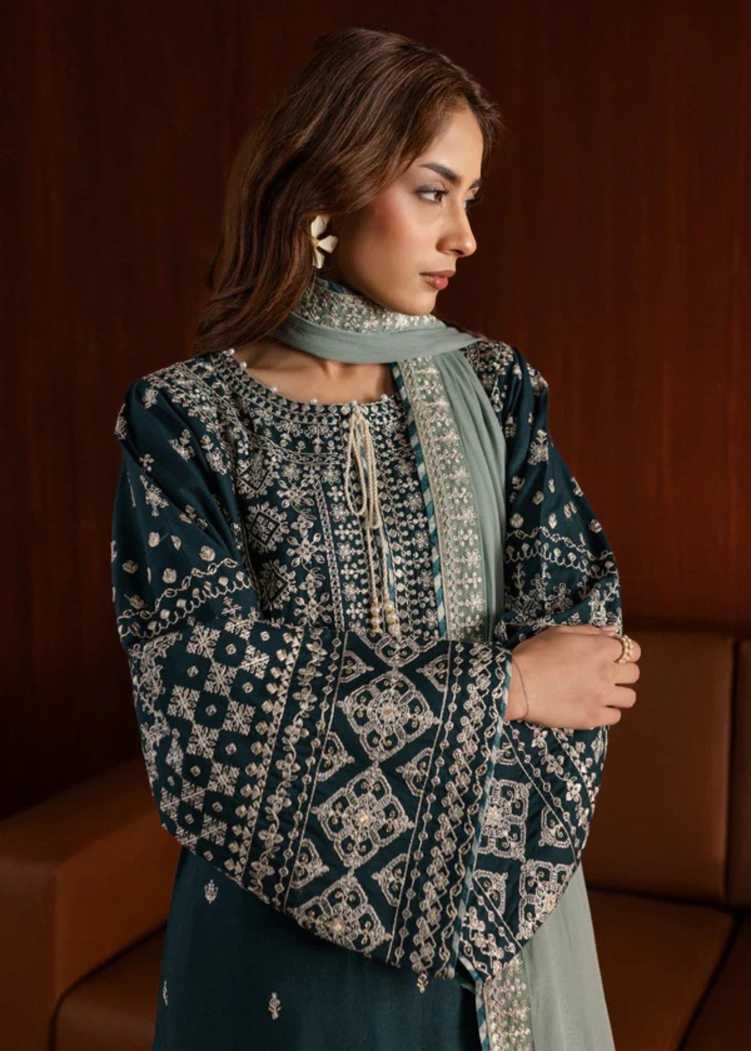 Chaudhary Arts Arzu Embroidered Women 3pcs